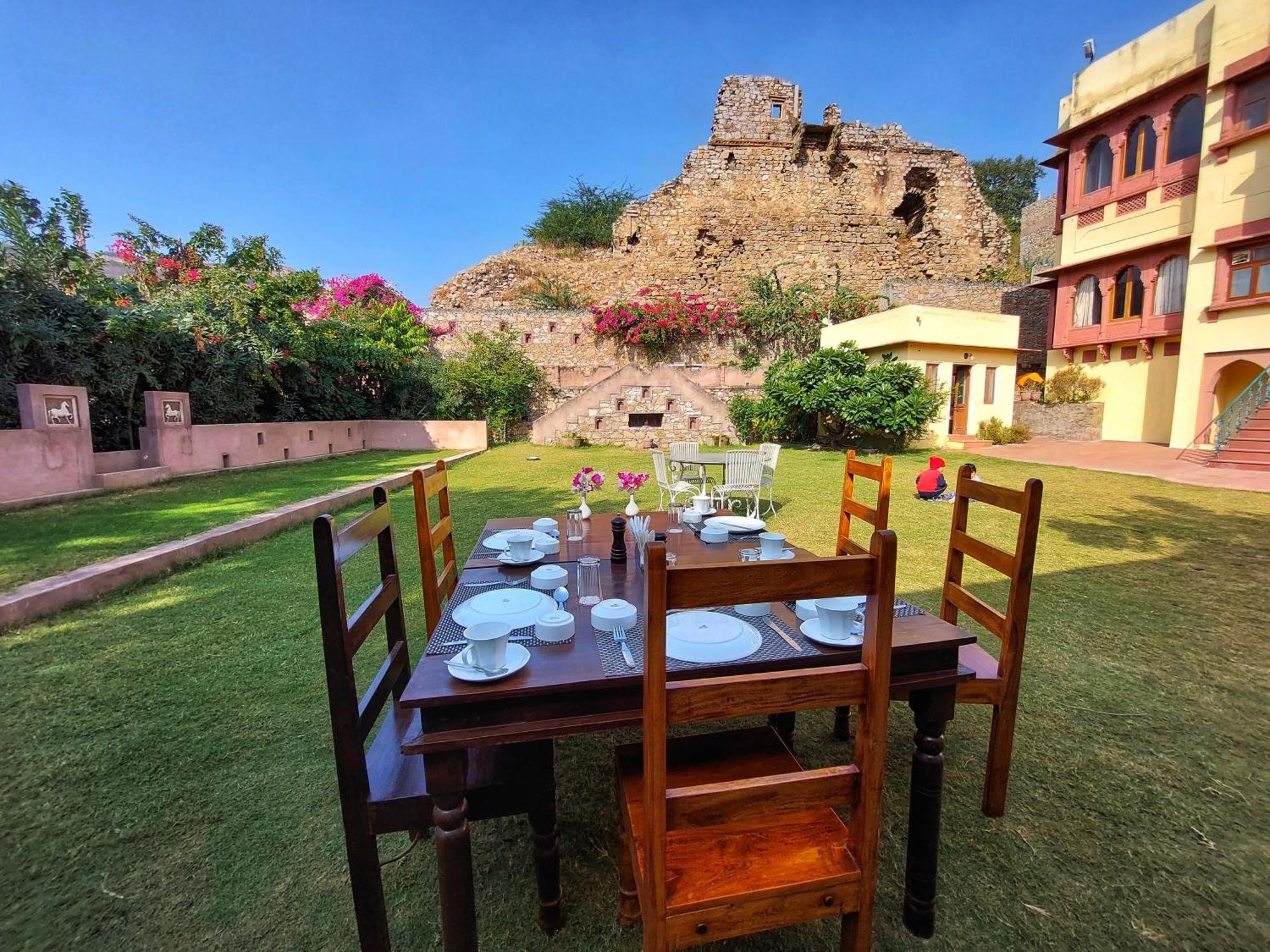 Adhbhut 3* Jaipur