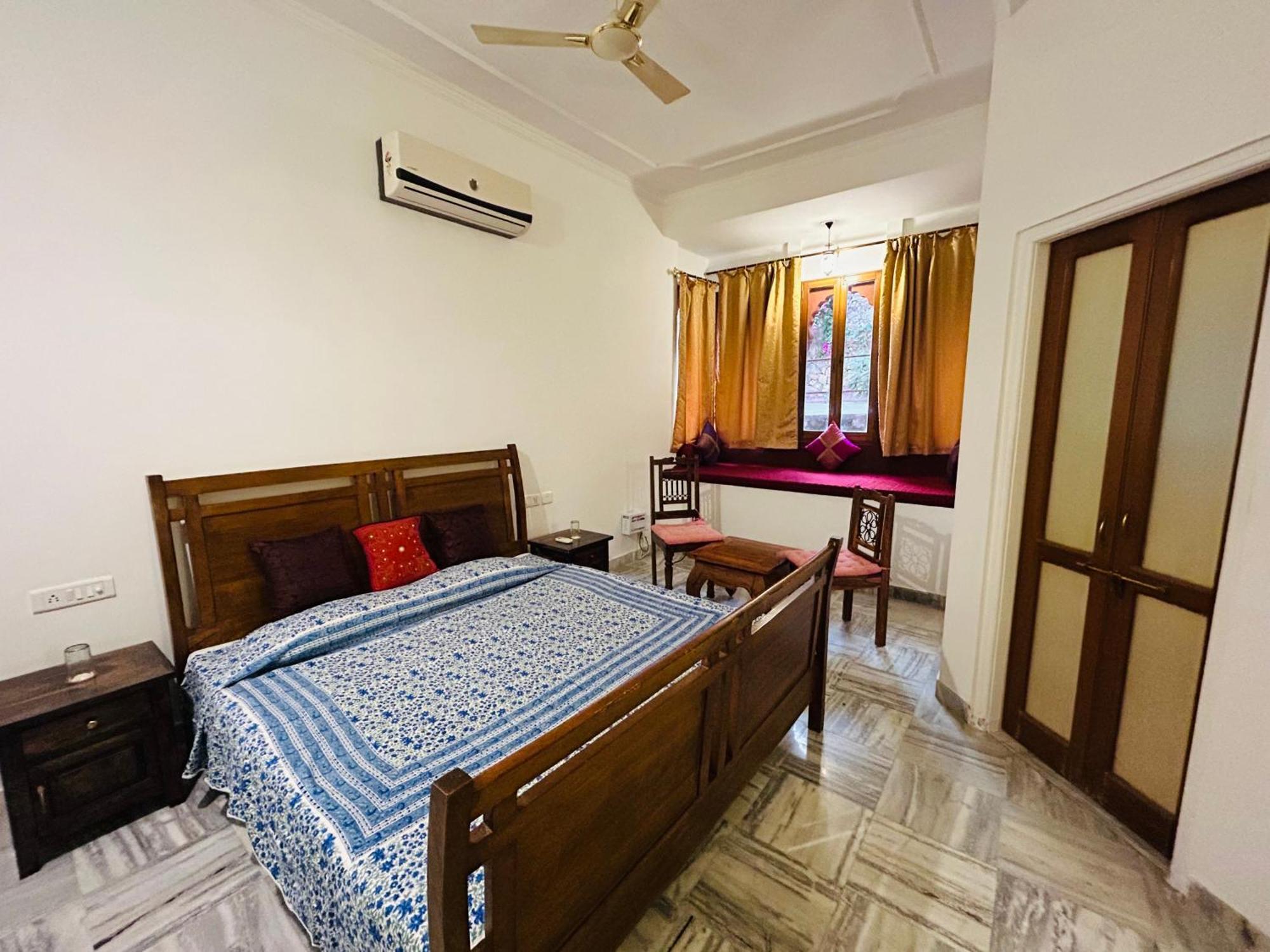 Adhbhut Hotel