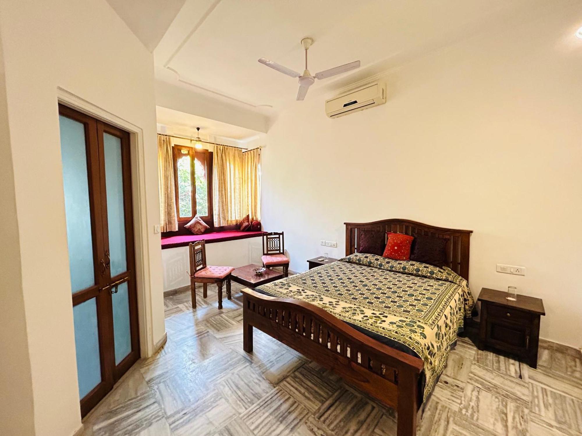 Hotel Adhbhut Jaipur