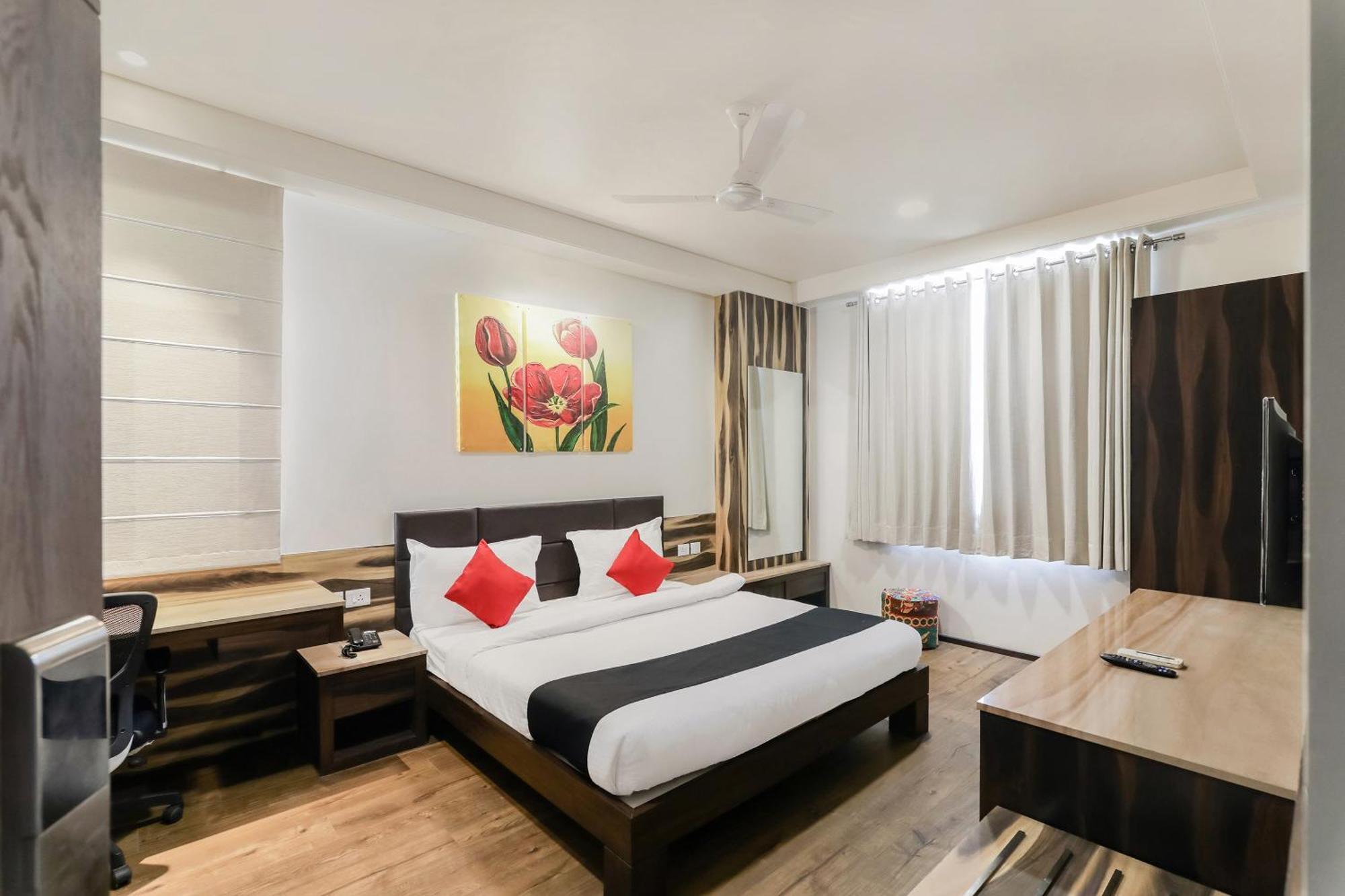 Fleur Hotel