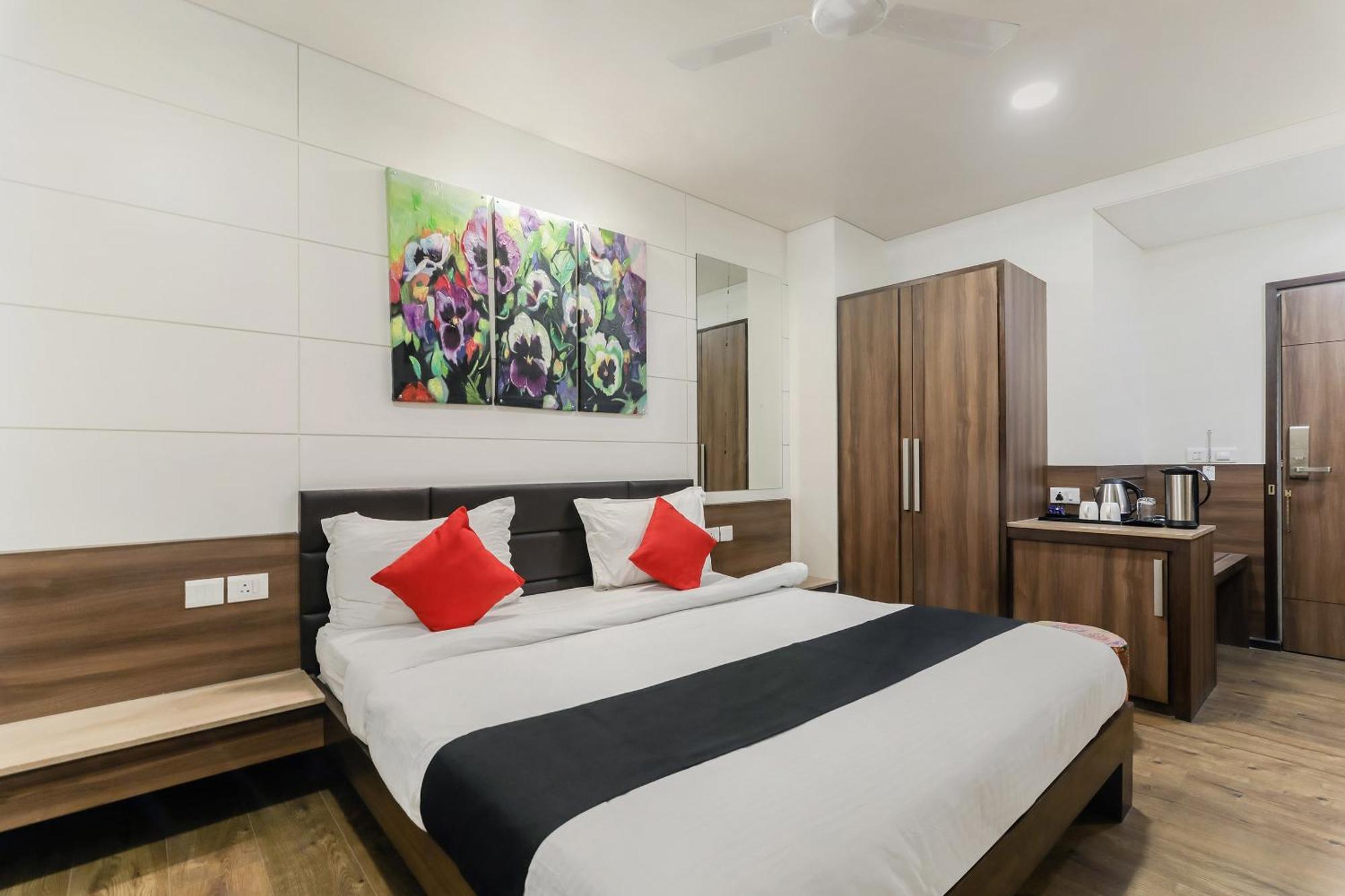 Fleur Hotel Jaipur