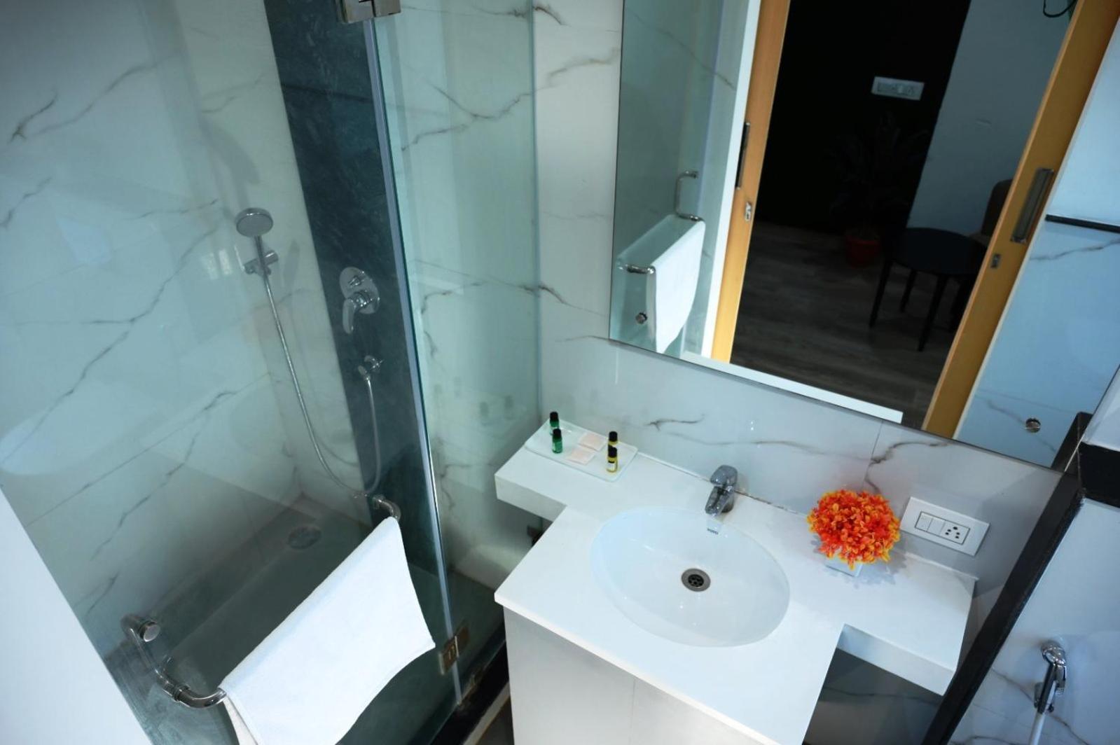 The Grand Anukampa Richi Rich Studio Approved By Govt Of India