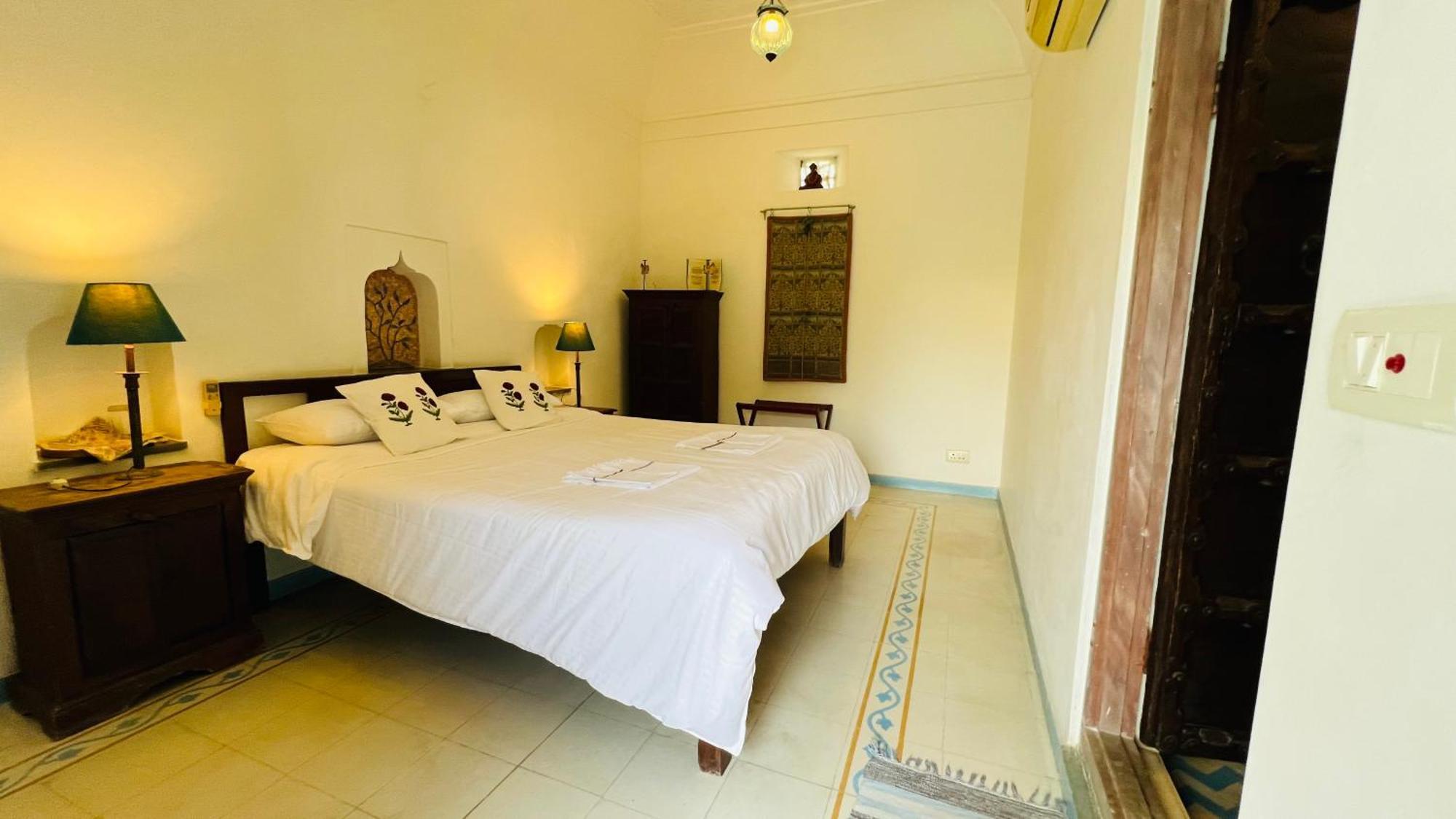 Mosaics Guest house Jaipur