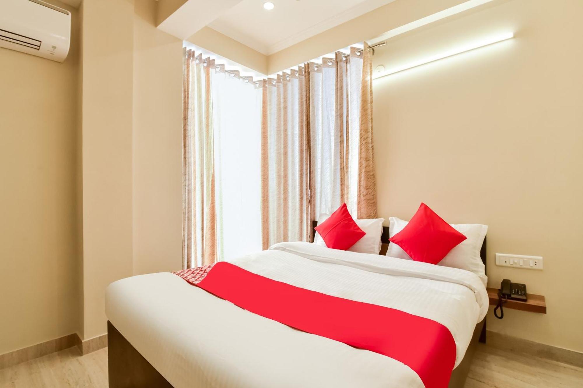 O Skyview Hotel 3*