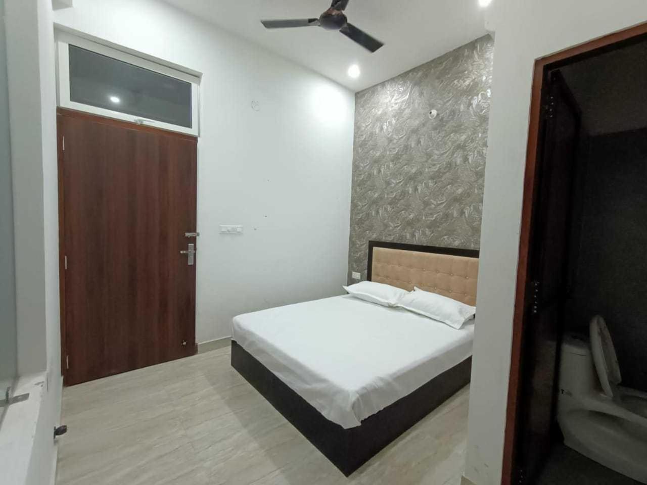 Oyo Ciudad Rosa * Jaipur