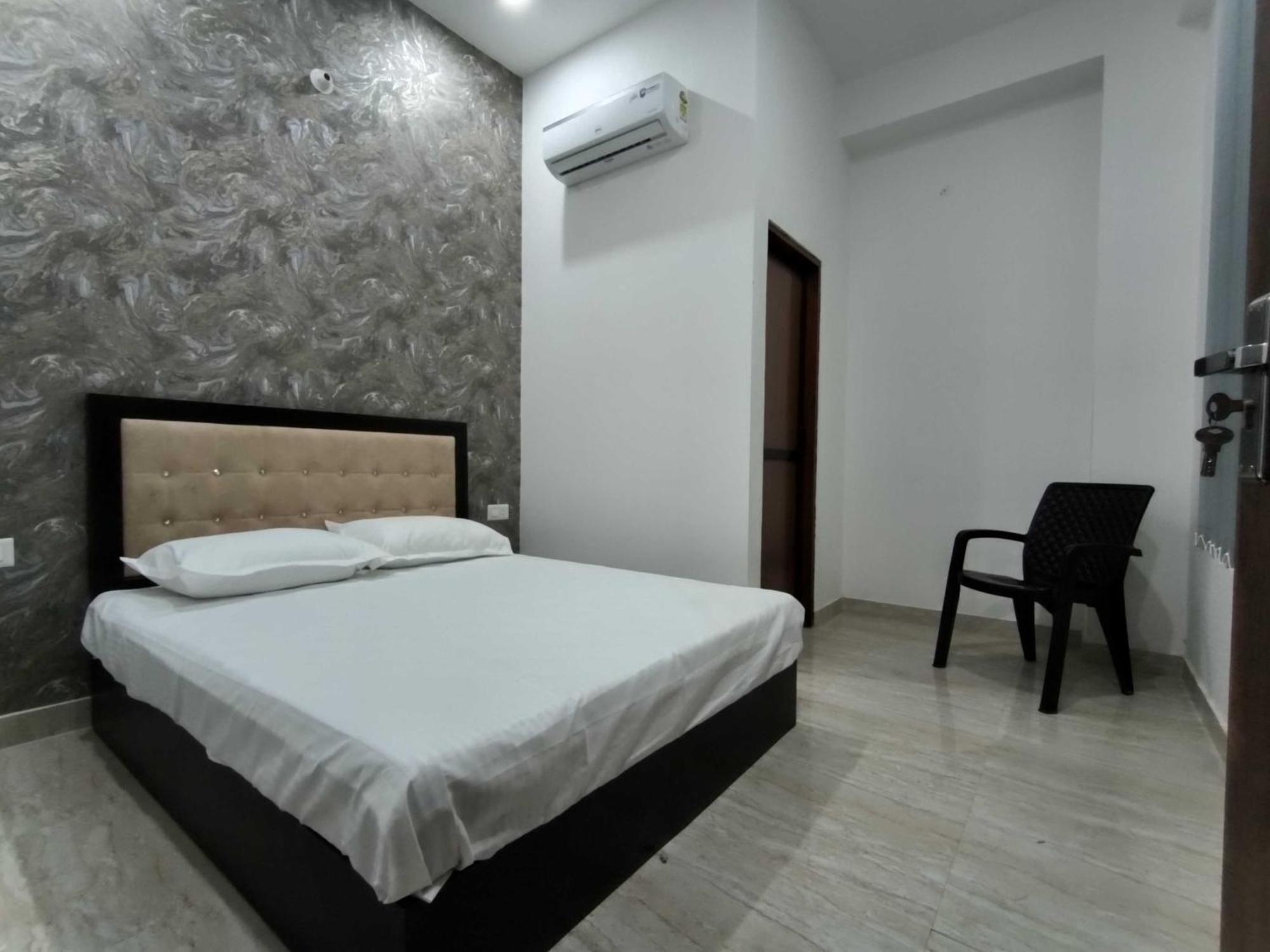 Oyo Ciudad Rosa Apartment Jaipur