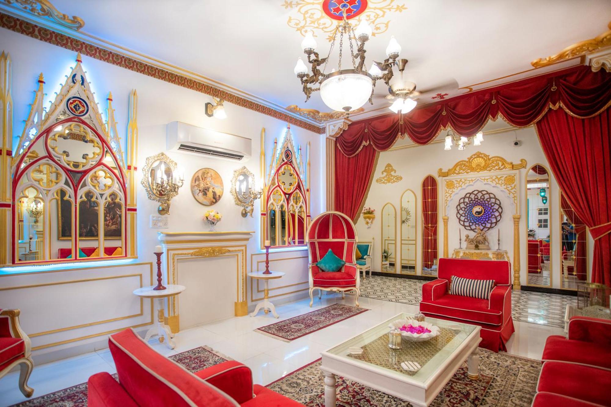 The Royal Hermitage - Luxury Boutique