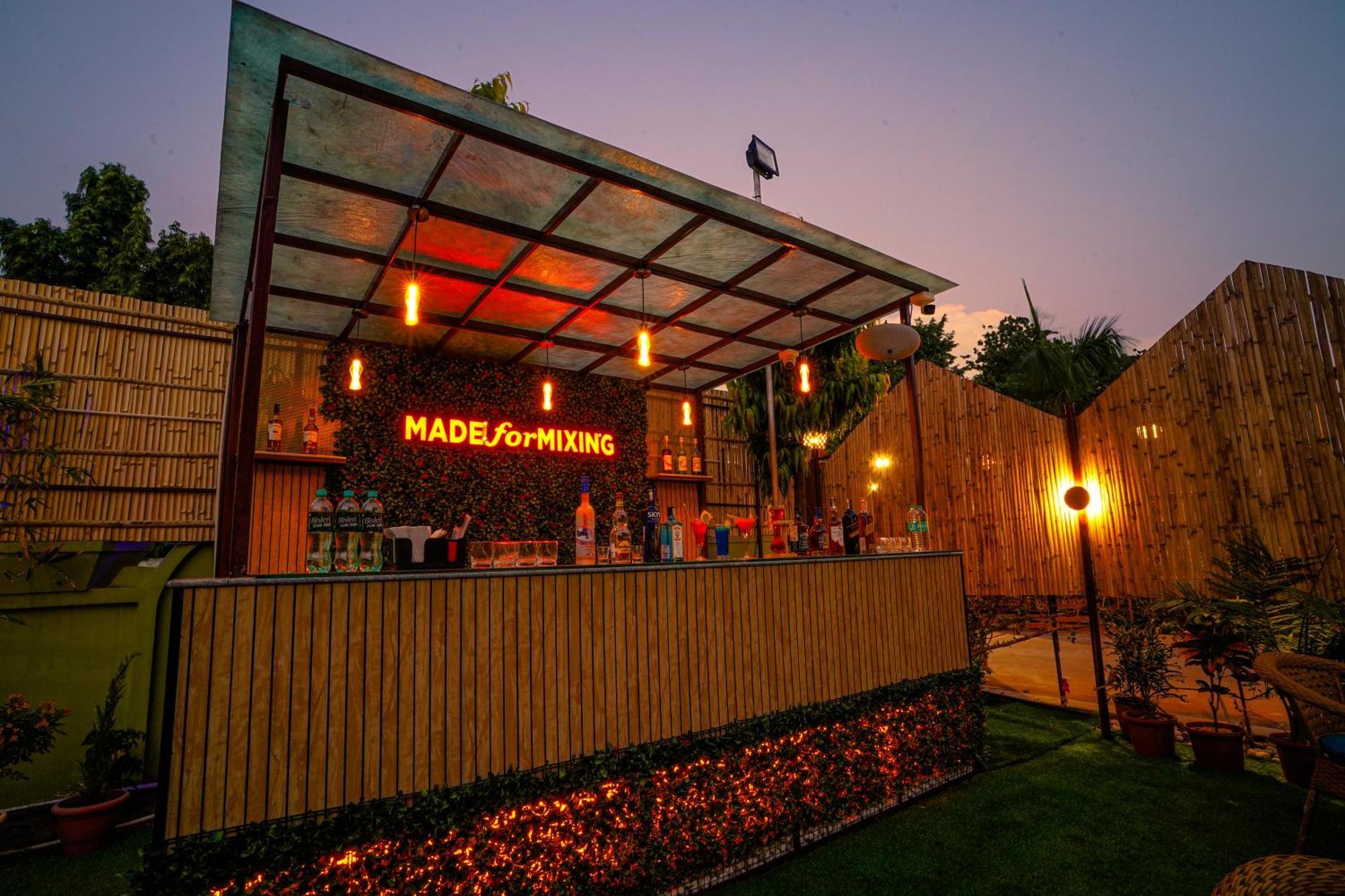 Treebo New Rockwell Vivek Vihar Hotel
