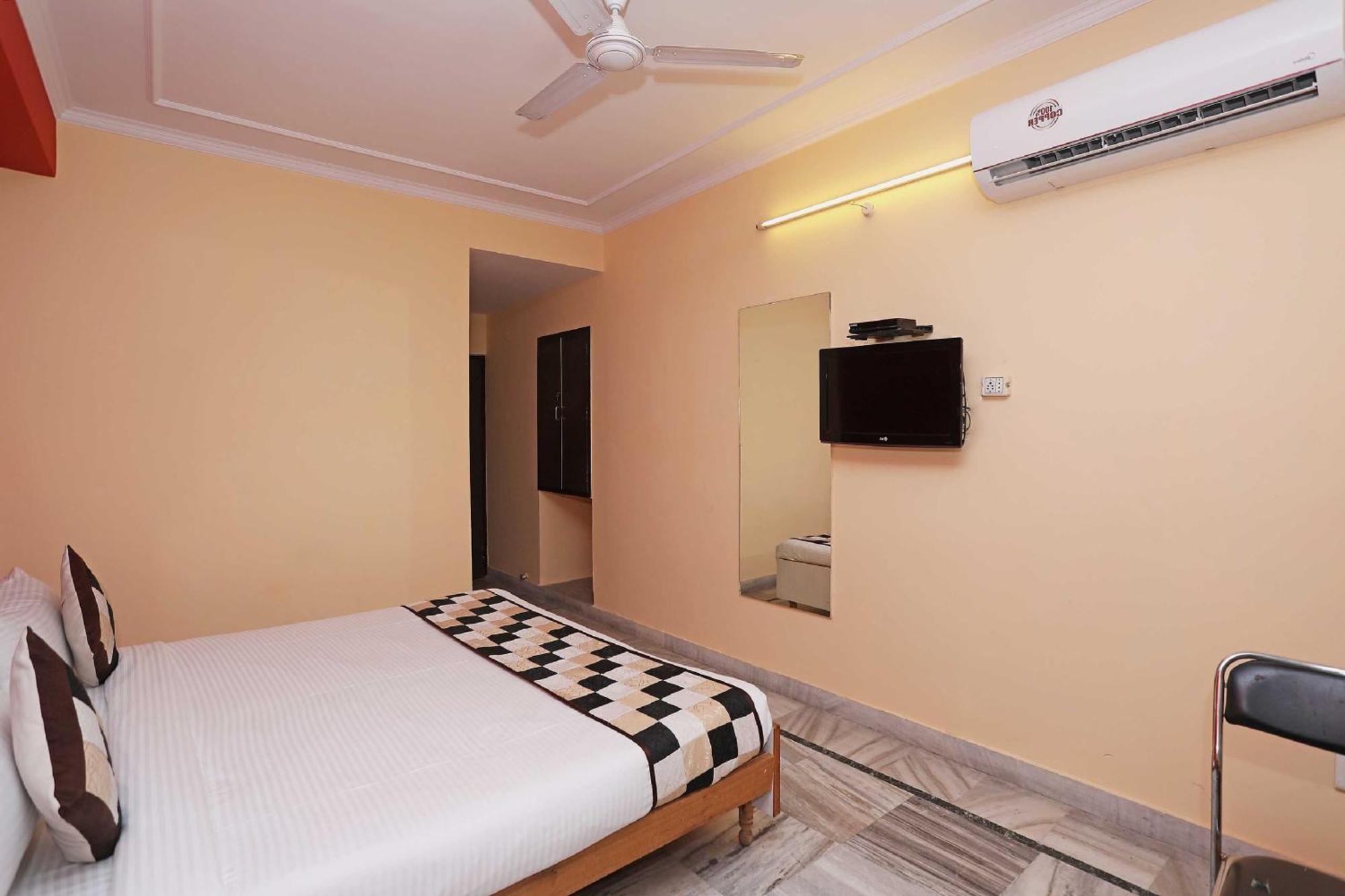 Hotel Oyo Flagship Sk Paradise 3*