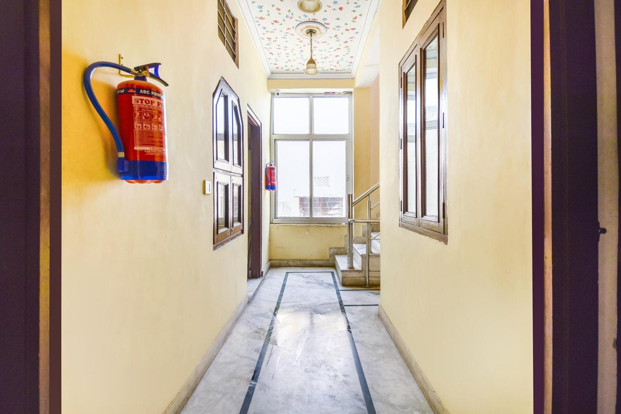 Hotel O Rajputana Jaipur