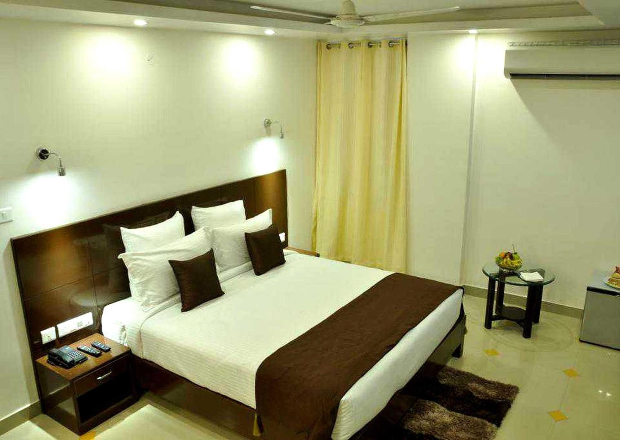 Hotel Collection O Krishana