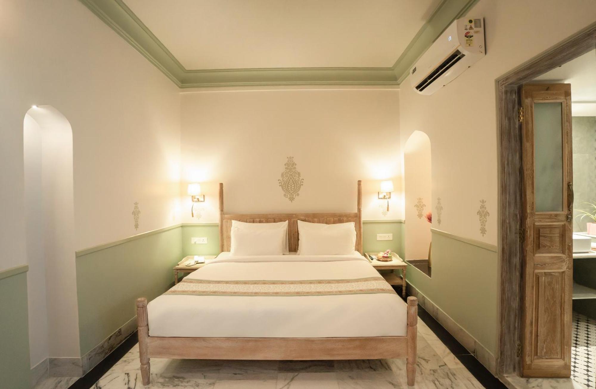 Hotel Dev Mahal - A Boutique Heritage Jaipur