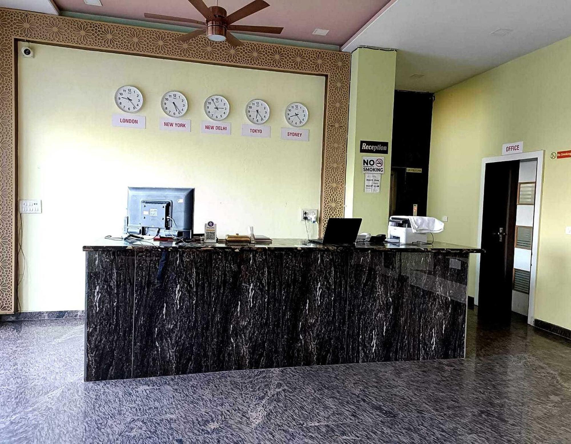 Hotel Collection O Arjun Palace & Banquet