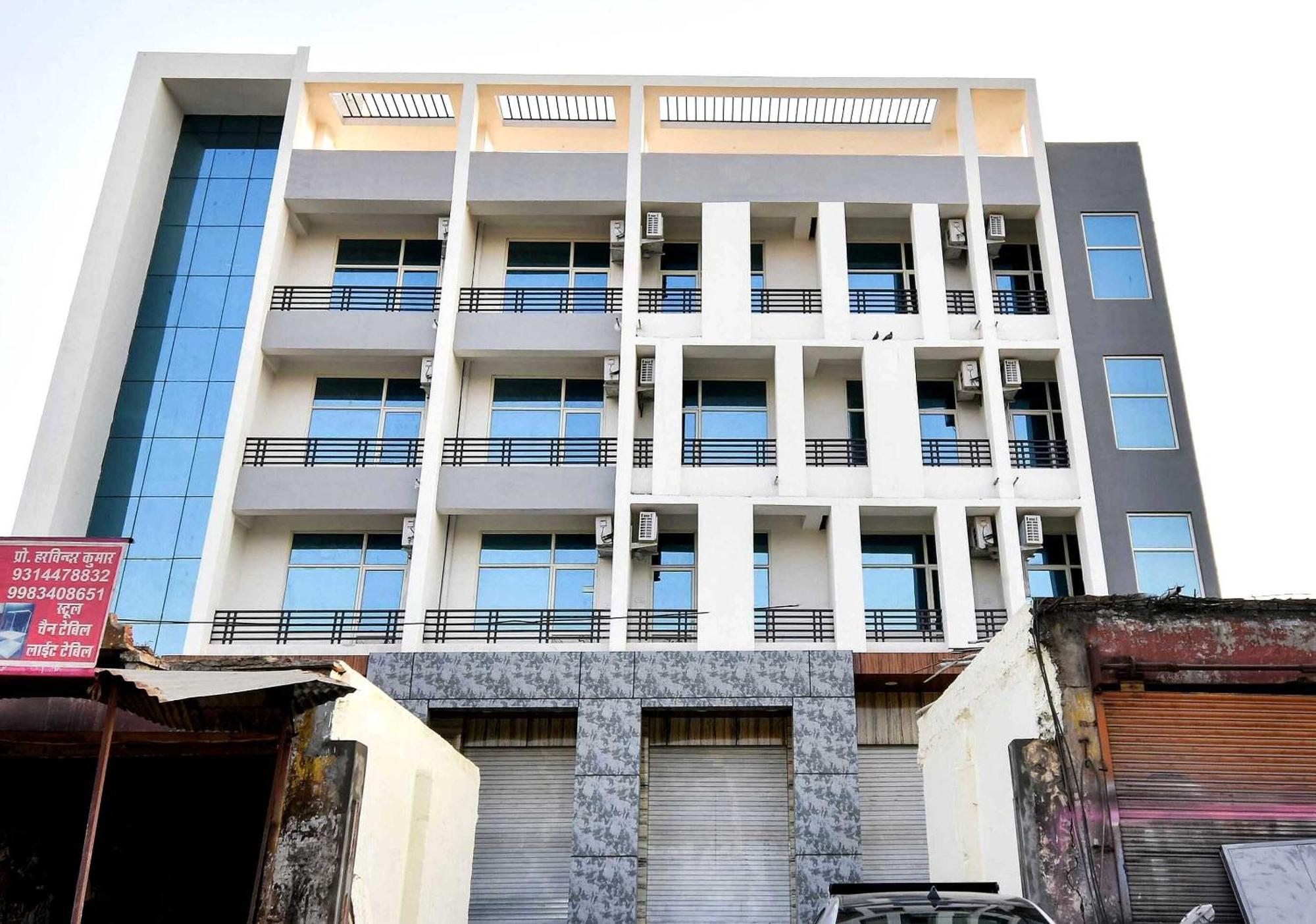 Collection O Arjun Palace & Banquet 3*