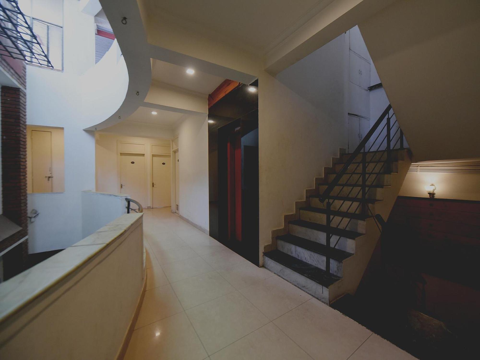 Oyo C M Regency Jaipur