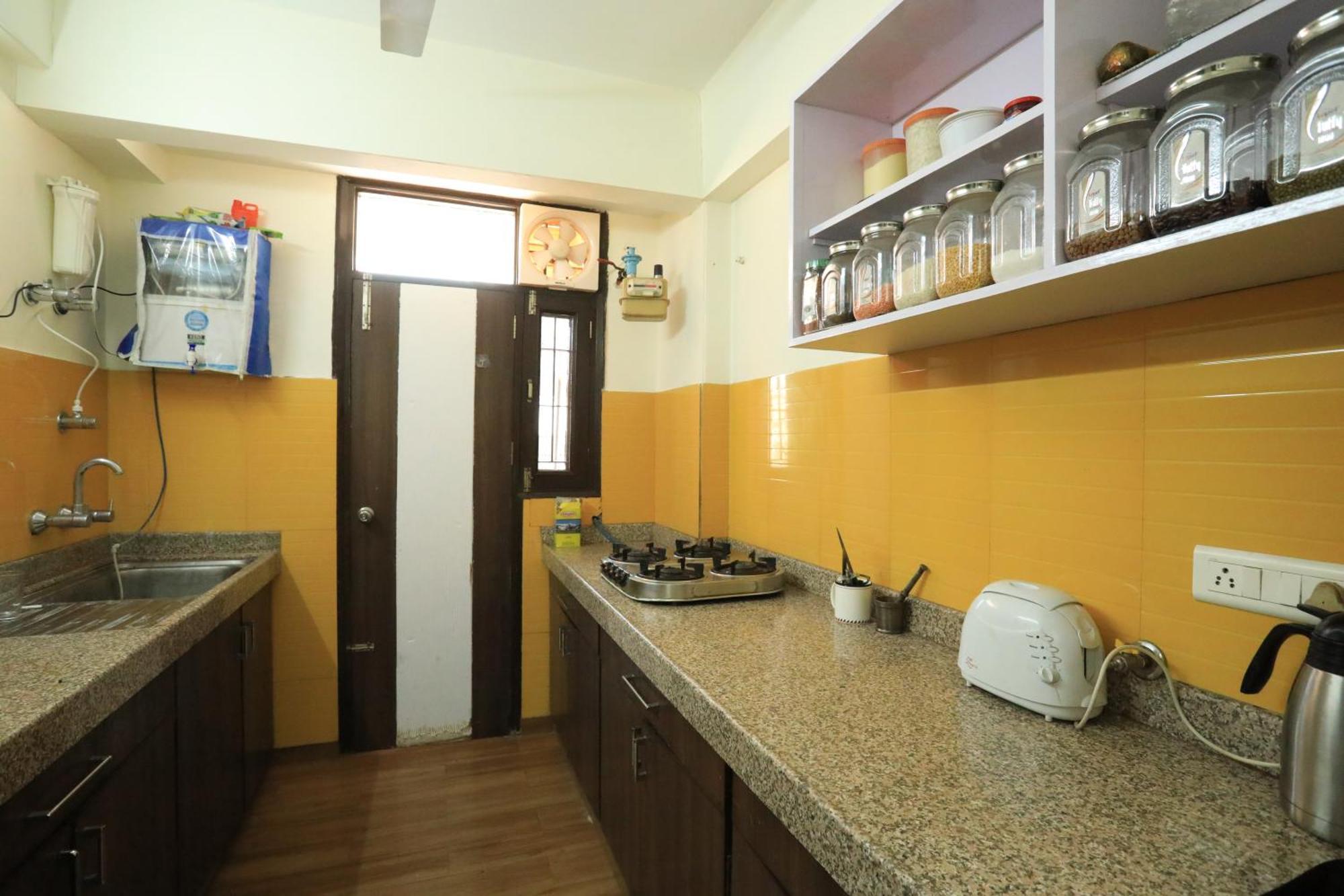 Banipark Service Homestay *