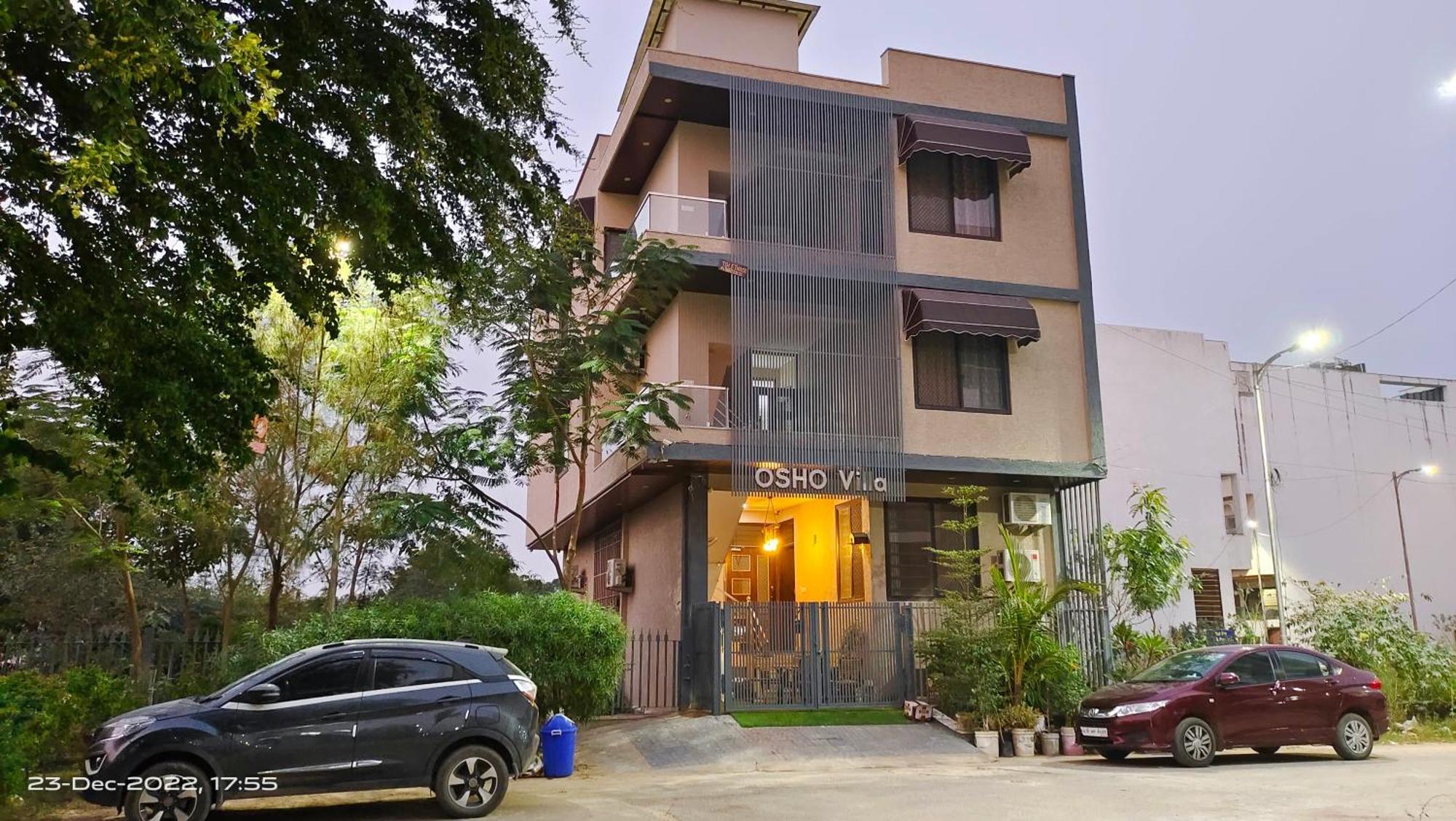 Osho Guest house *