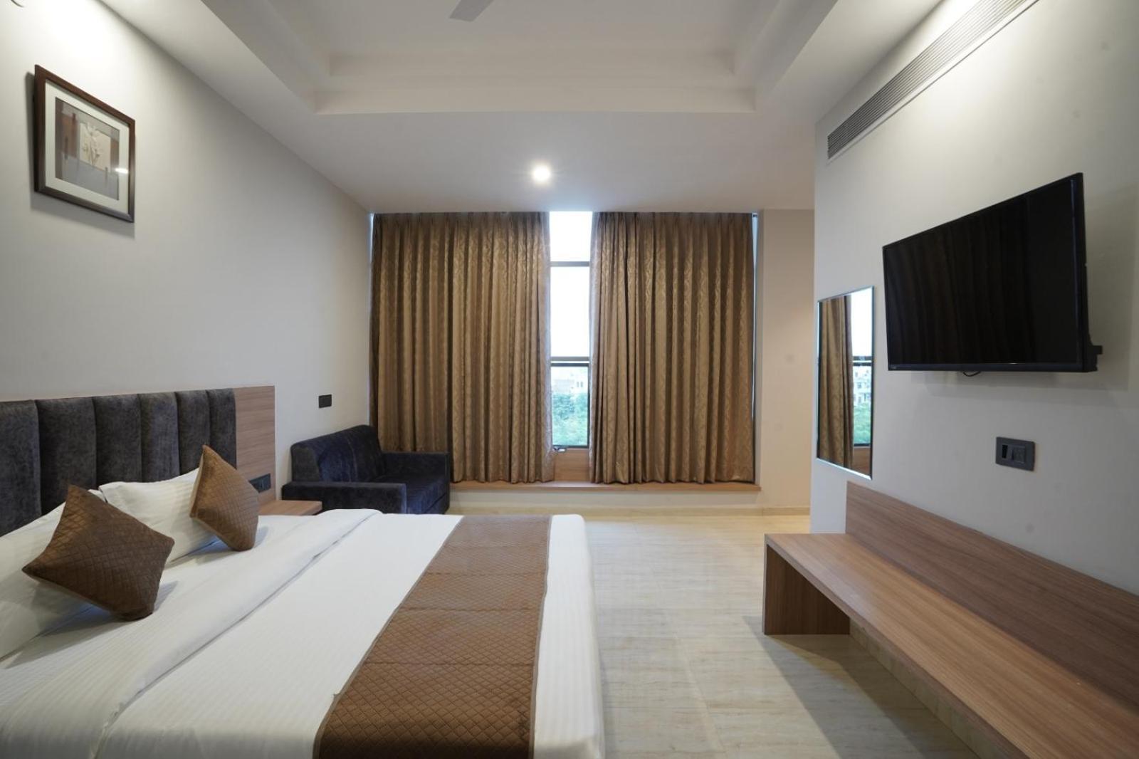 Krishna Hotel