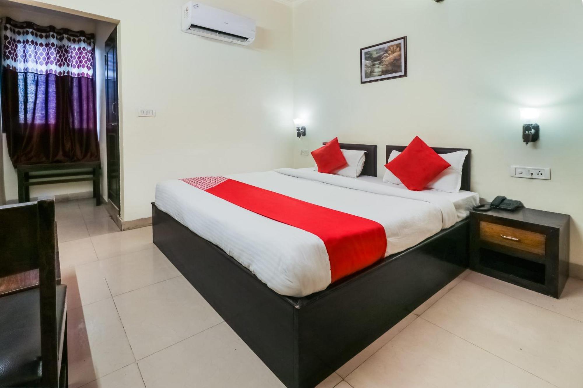 Hotel Townhouse Palm's 3*