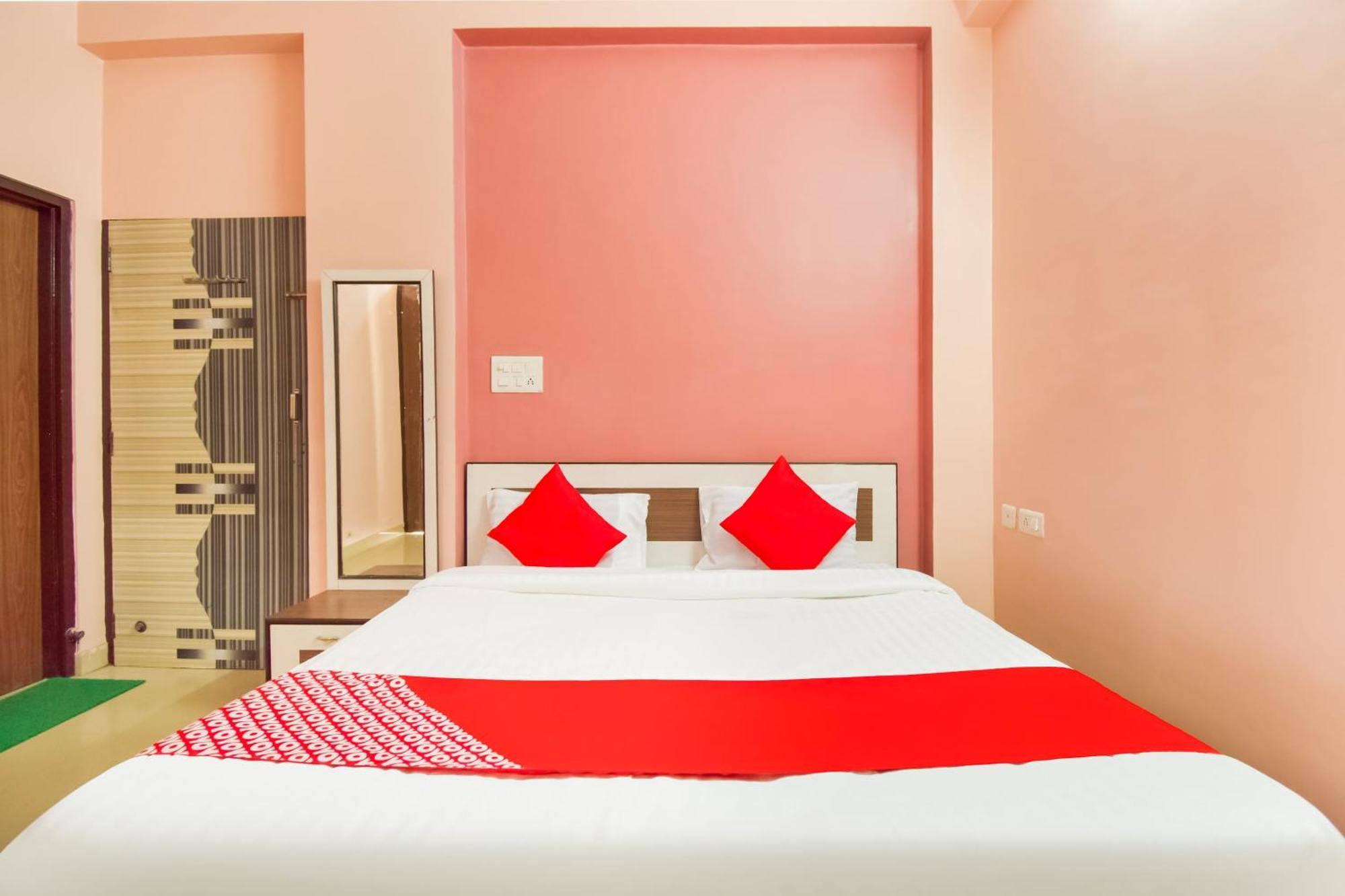 Oyo Castle Komal Hotel Jaipur