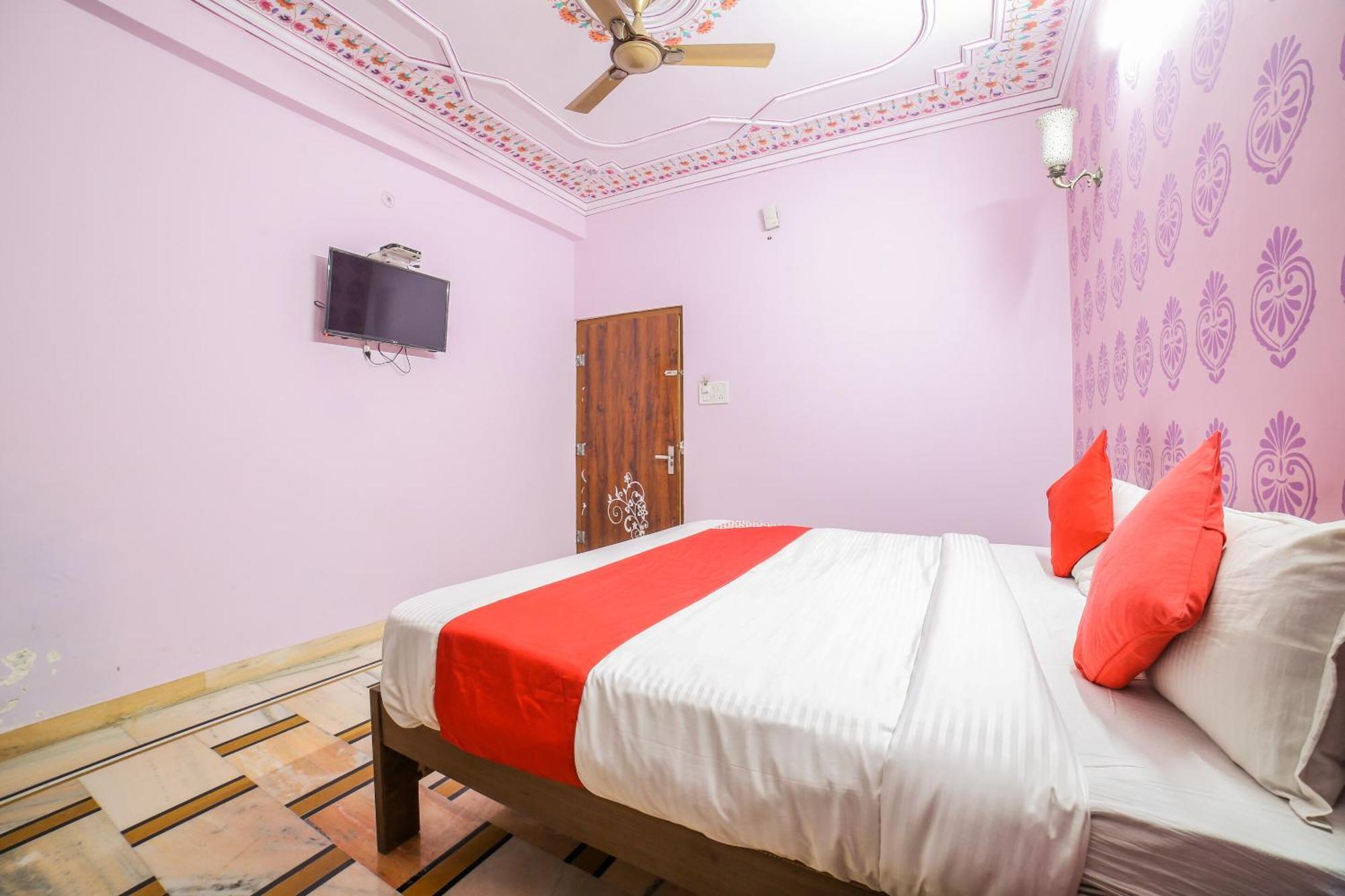 Collection O 36316 Hotel White Palace 3* Jaipur