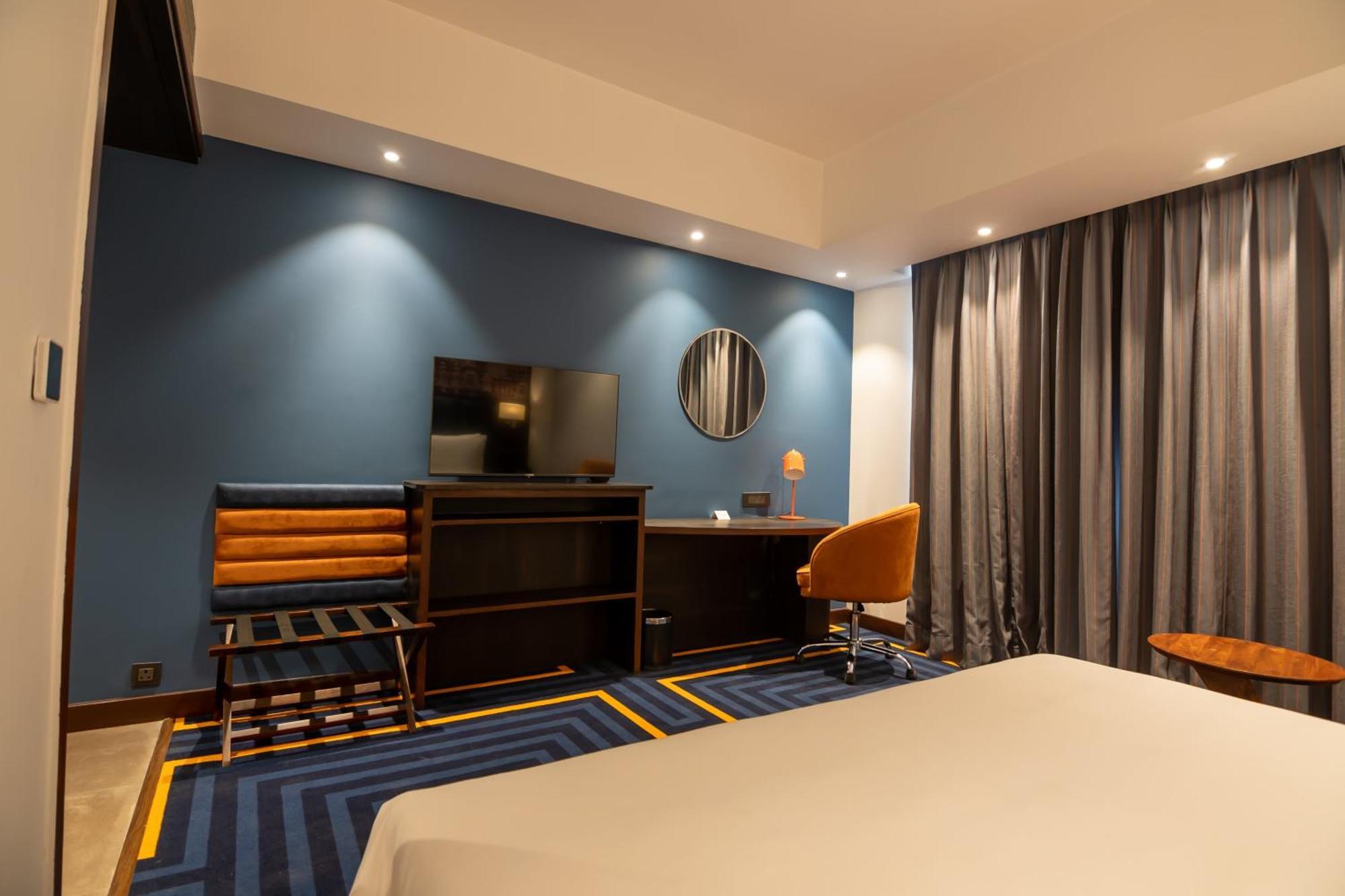 Hotel Express & Gopalpura
