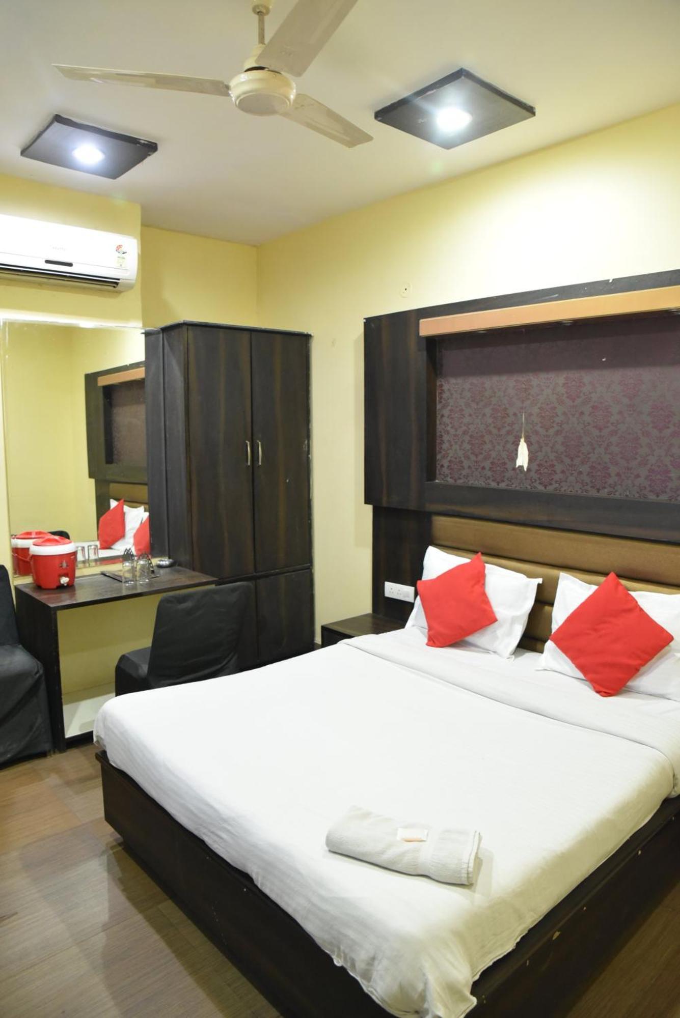 Hotel C-9