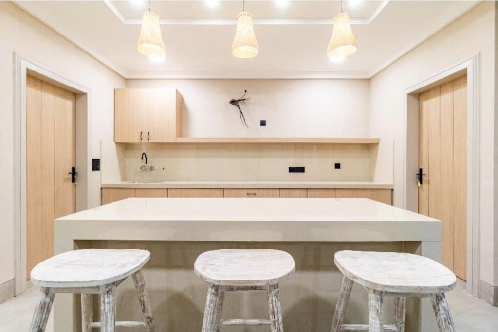 2 Bedroom With Balcony Aasa Jaipur