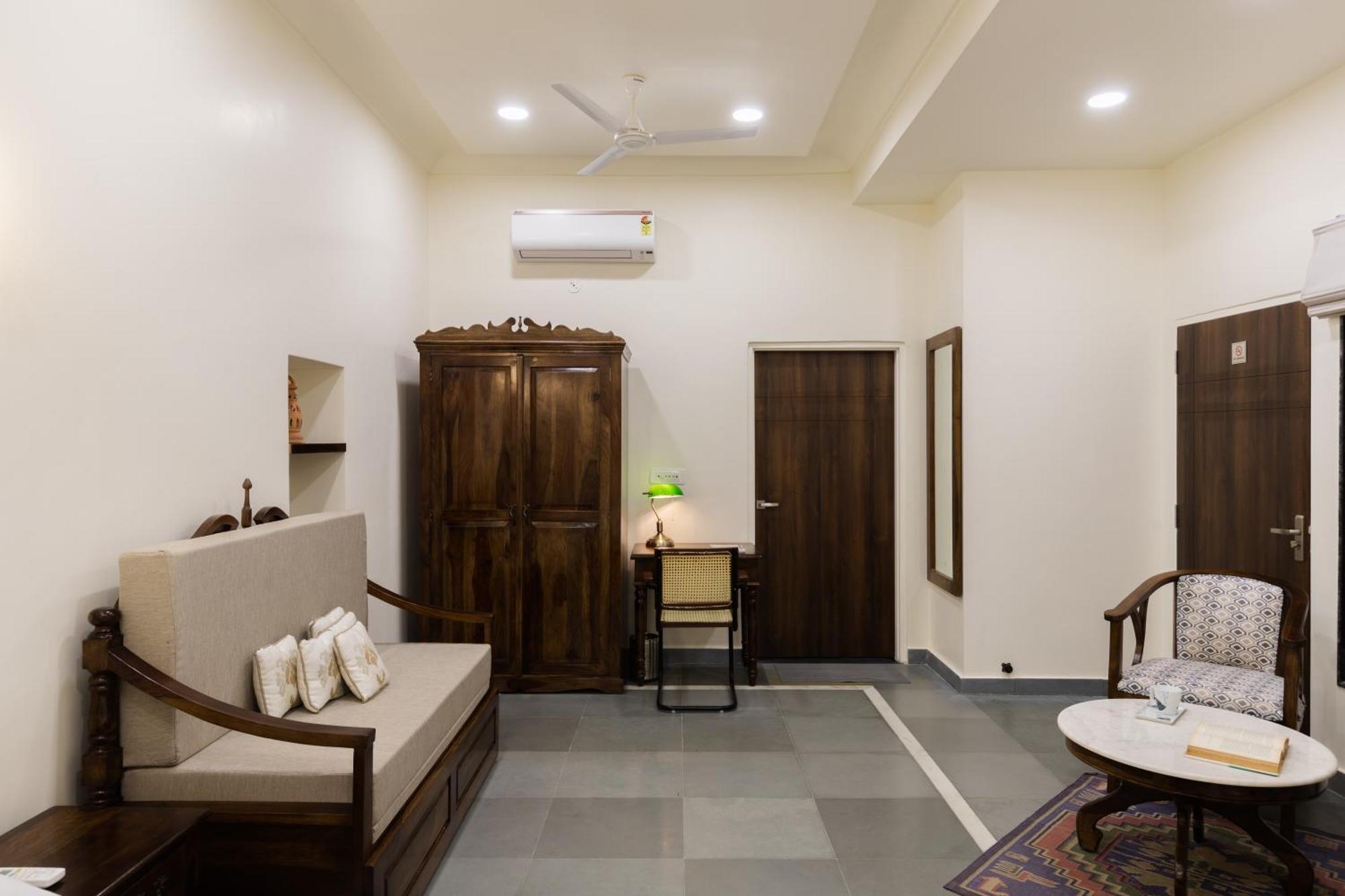 Heart Of The By Rashmi Bed & Breakfast