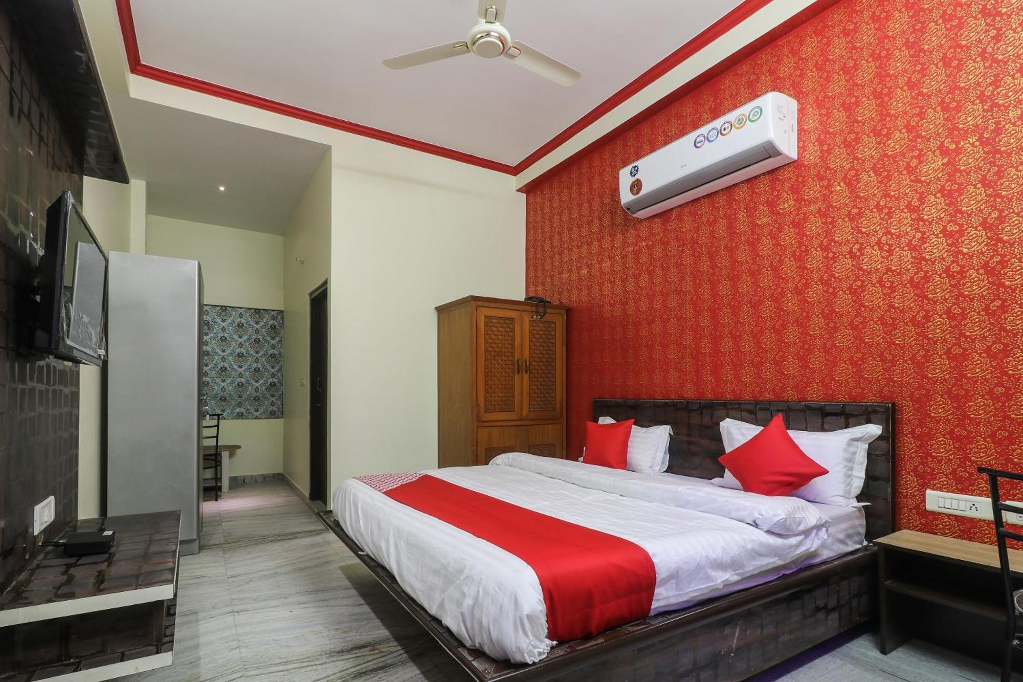 Hotel Collection O 26857 Royal Heritage 3*