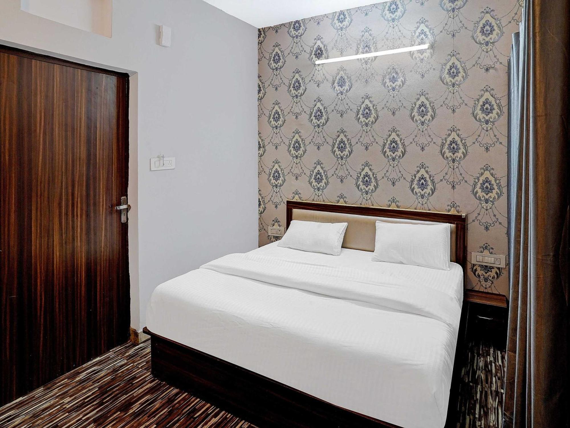 Hotel O Knights