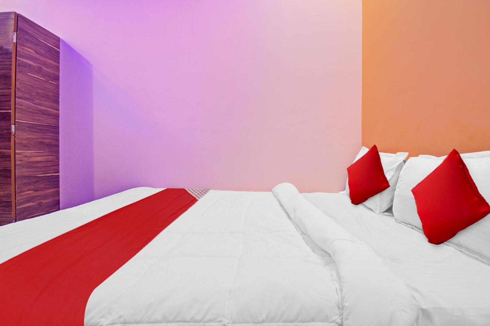 Hotel O Heera