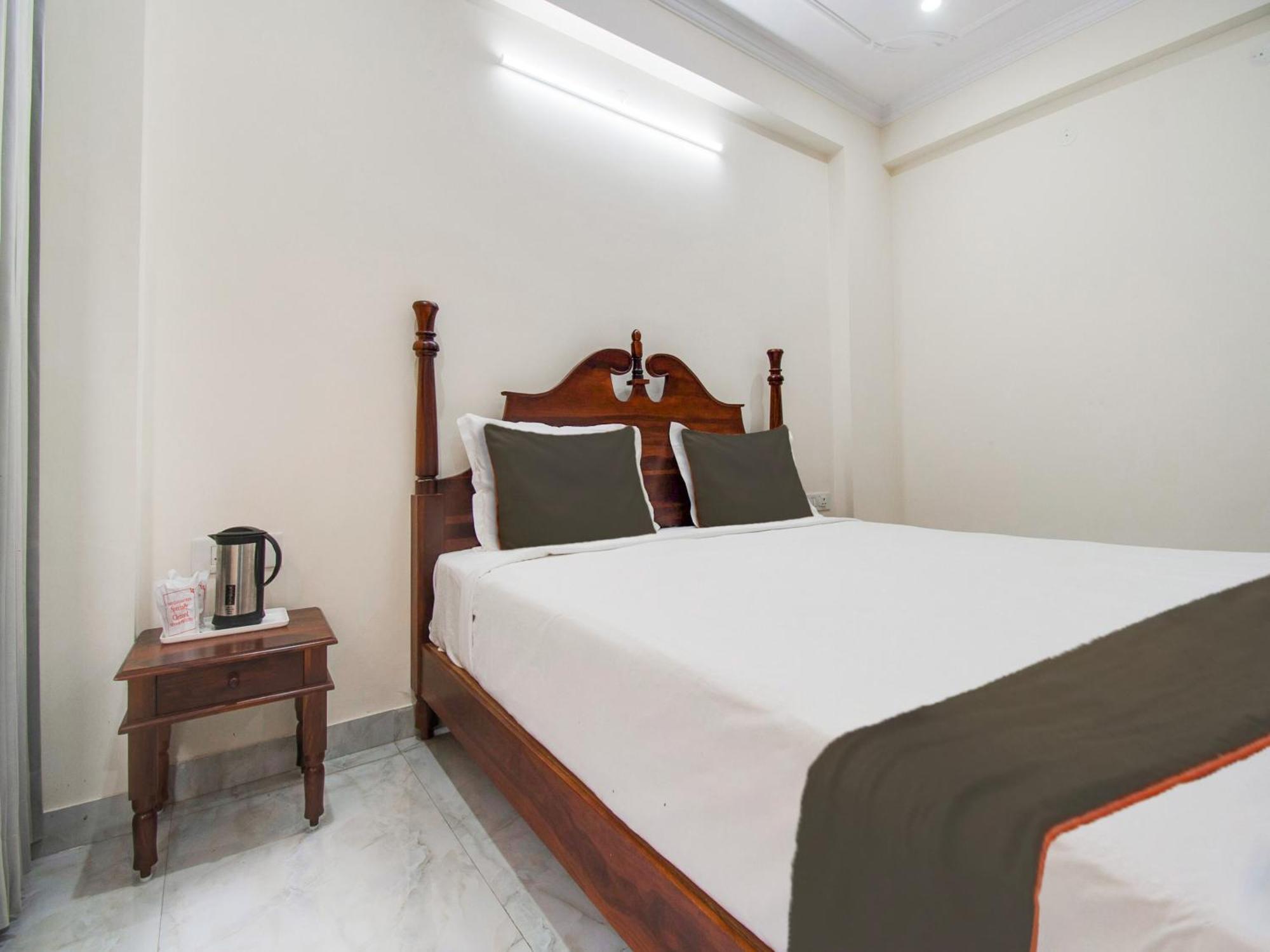 Collection O Omeshwari Hotel 3*