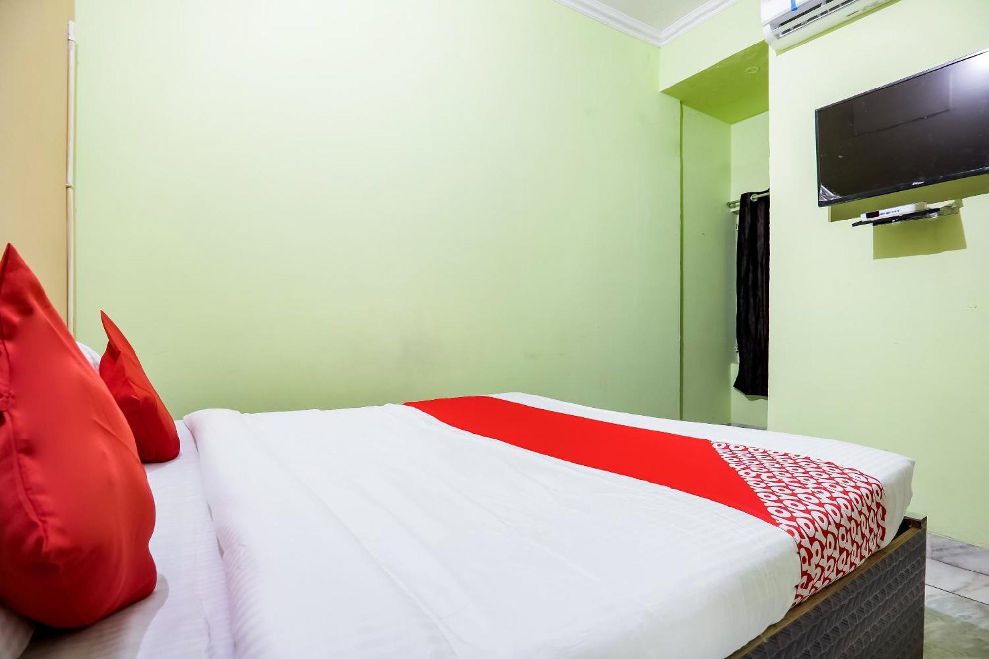 Oyo Flagship 66940 New Delhi Grand 3* Jaipur