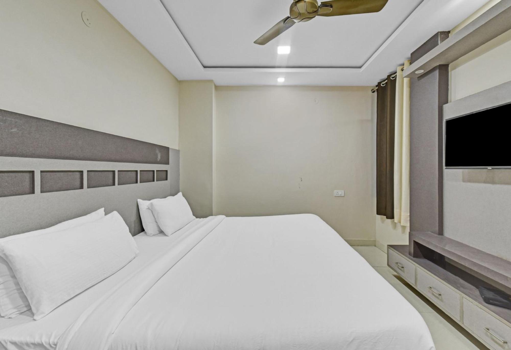 Collection O Homes 3*