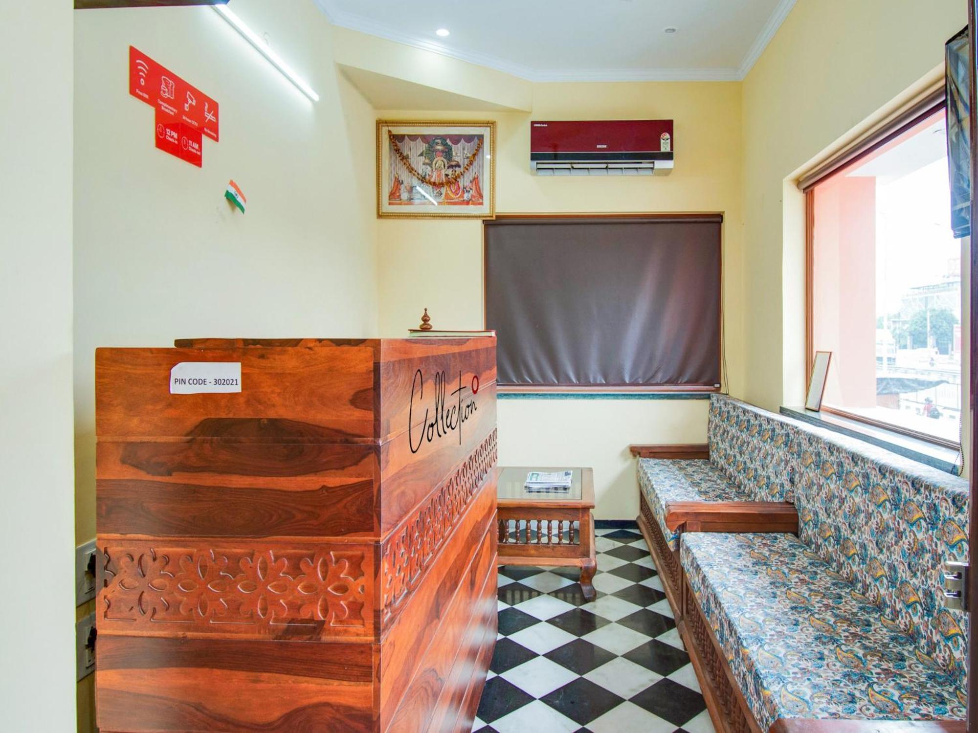 Collection O Omeshwari Hotel Jaipur