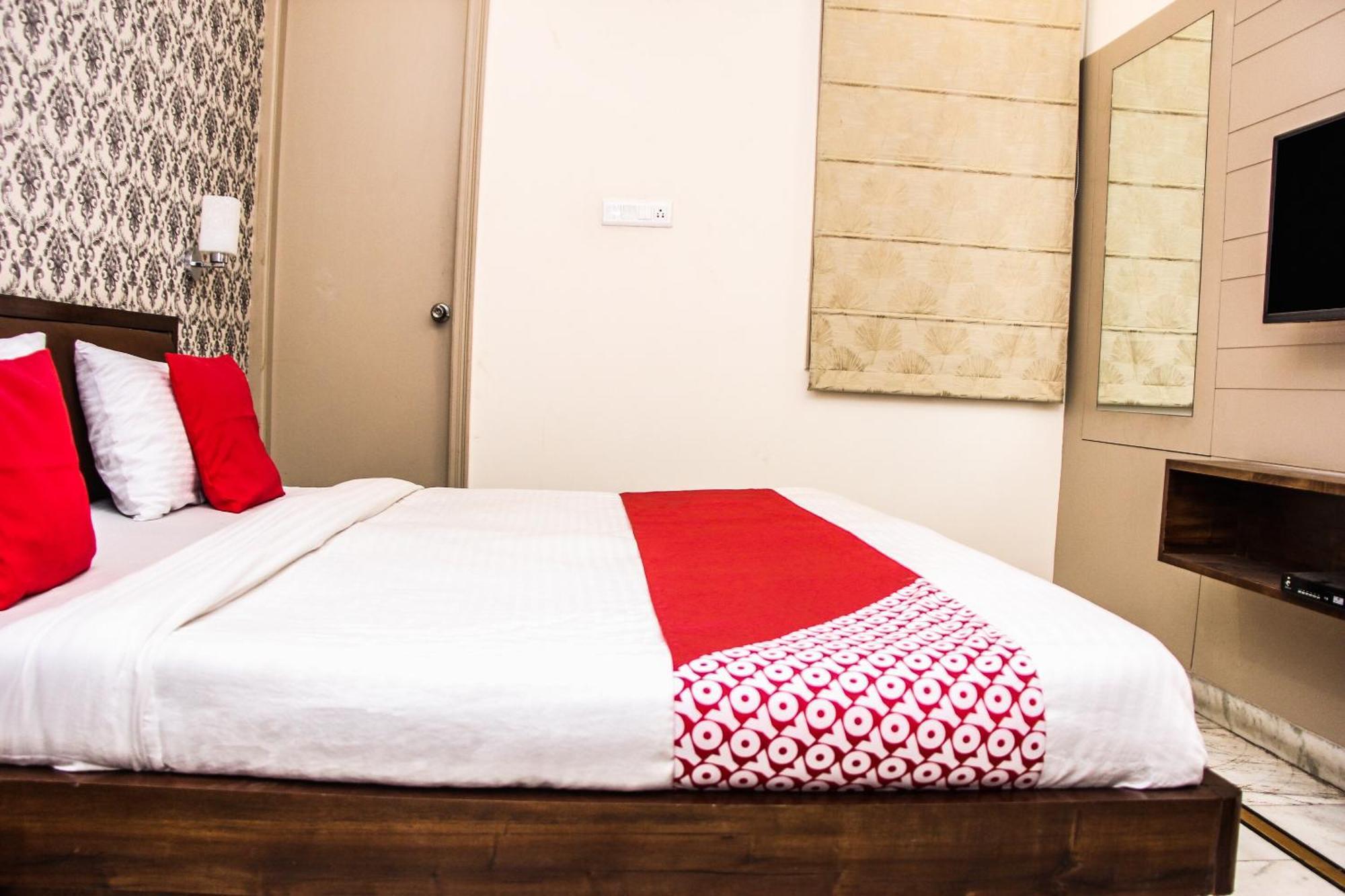 Collection O Chawla Hotel Jaipur
