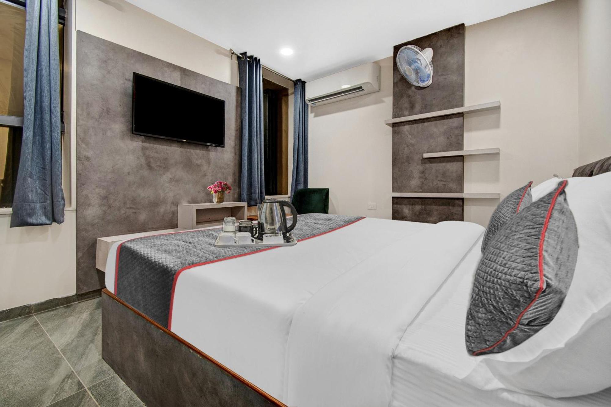 Hotel Townhouse Oak Rudra