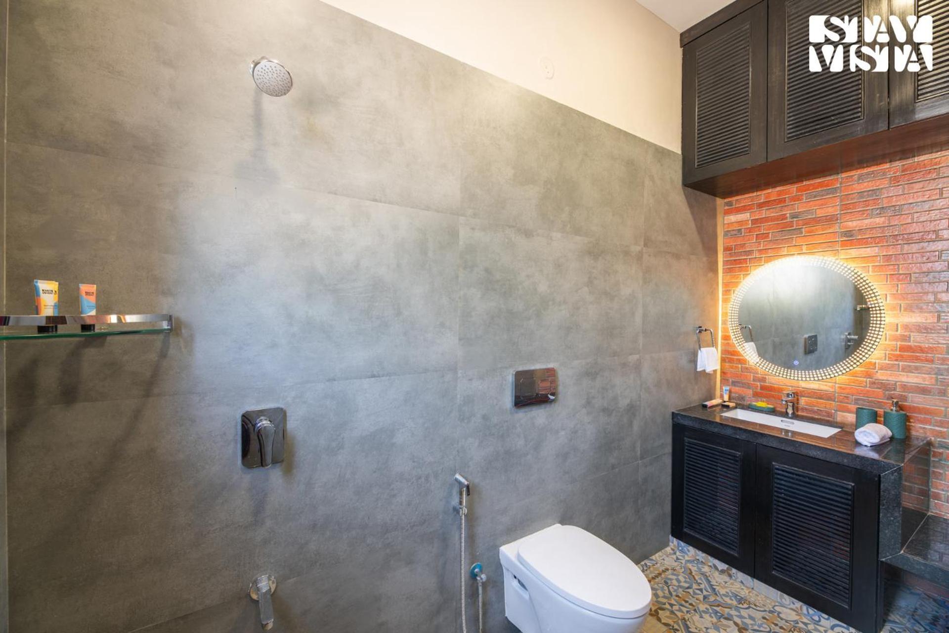 Villa Stayvista's Kachnaar - Pet-friendly With Lawn, Terrace & Indoor-outdoor Games *