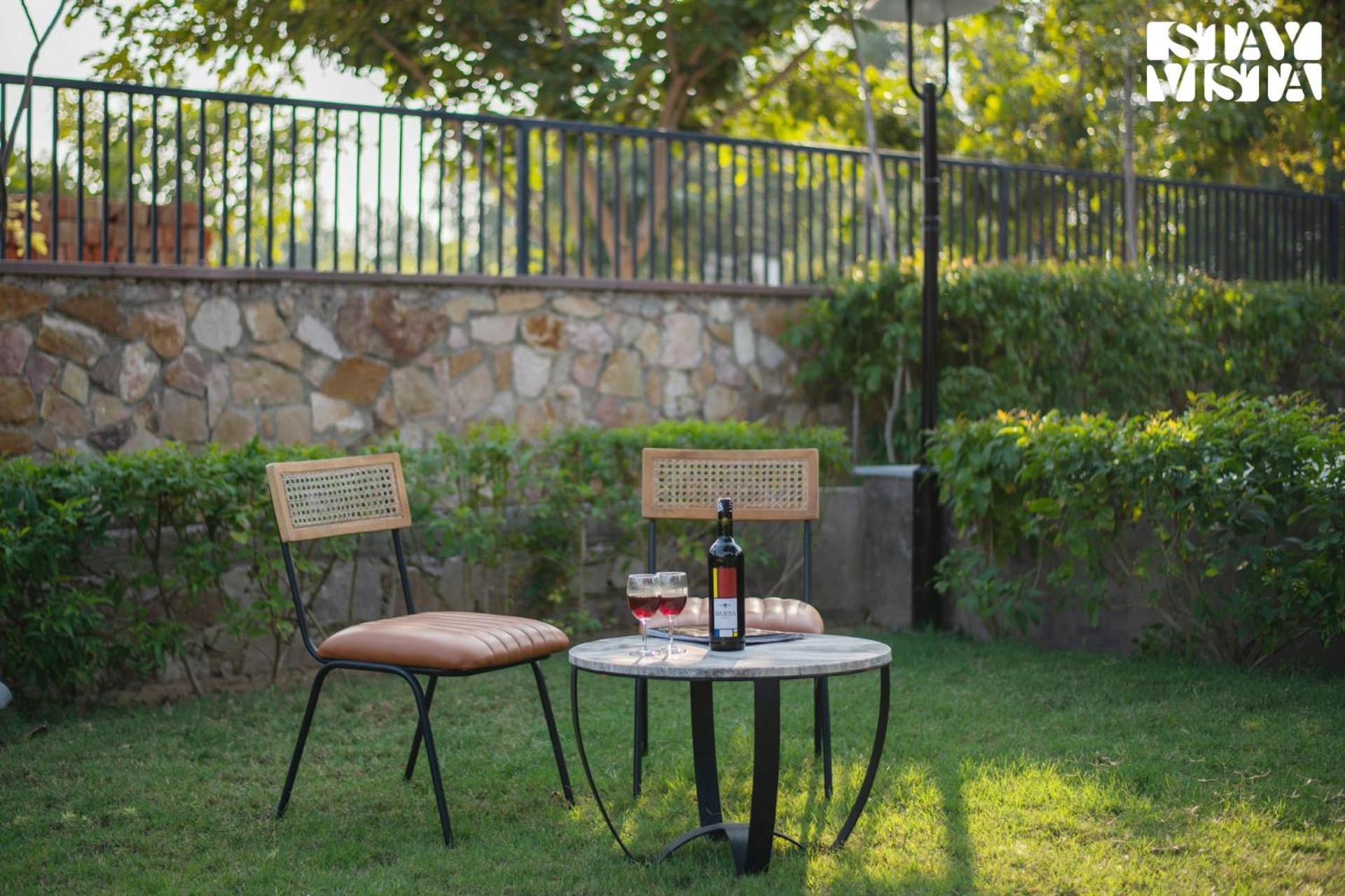 Stayvista's Kachnaar - Pet-friendly With Lawn, Terrace & Indoor-outdoor Games Jaipur