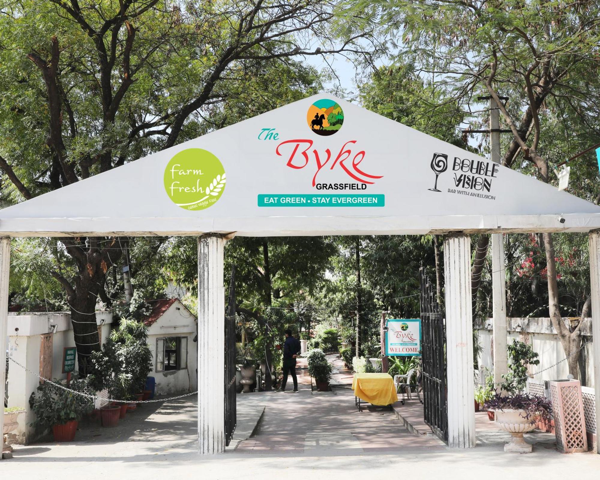 The Byke Grassfield With Outdoor Pool, Shyam Nagar, Resort Jaipur
