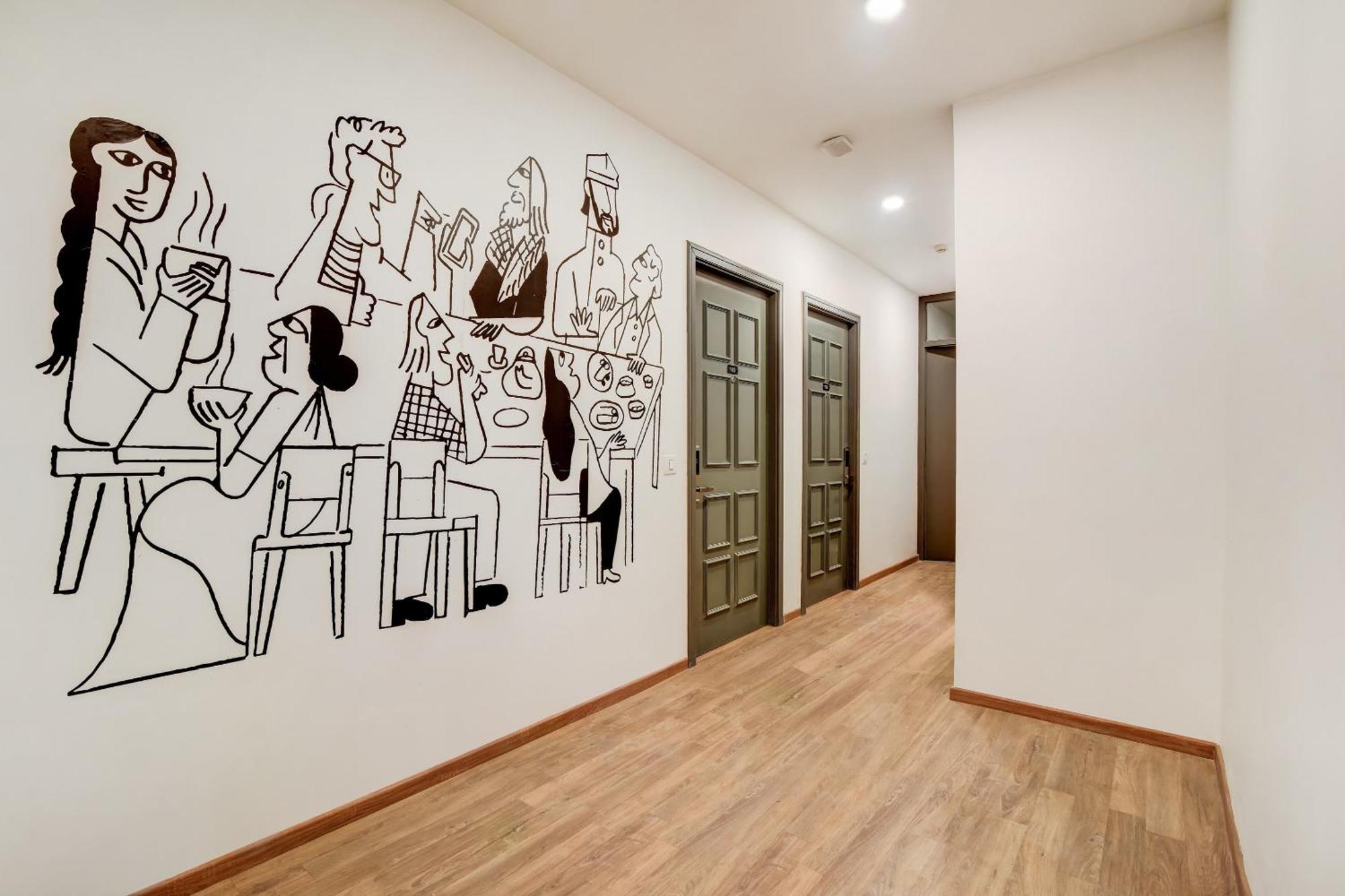Hotel Townhouse Airport 4*