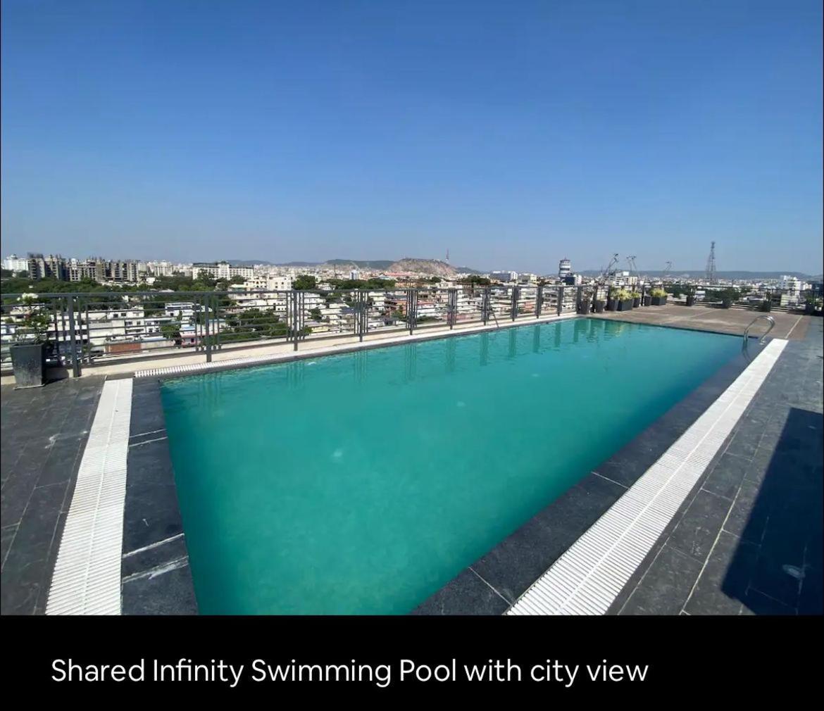 Upasana First Avenue Apartment *