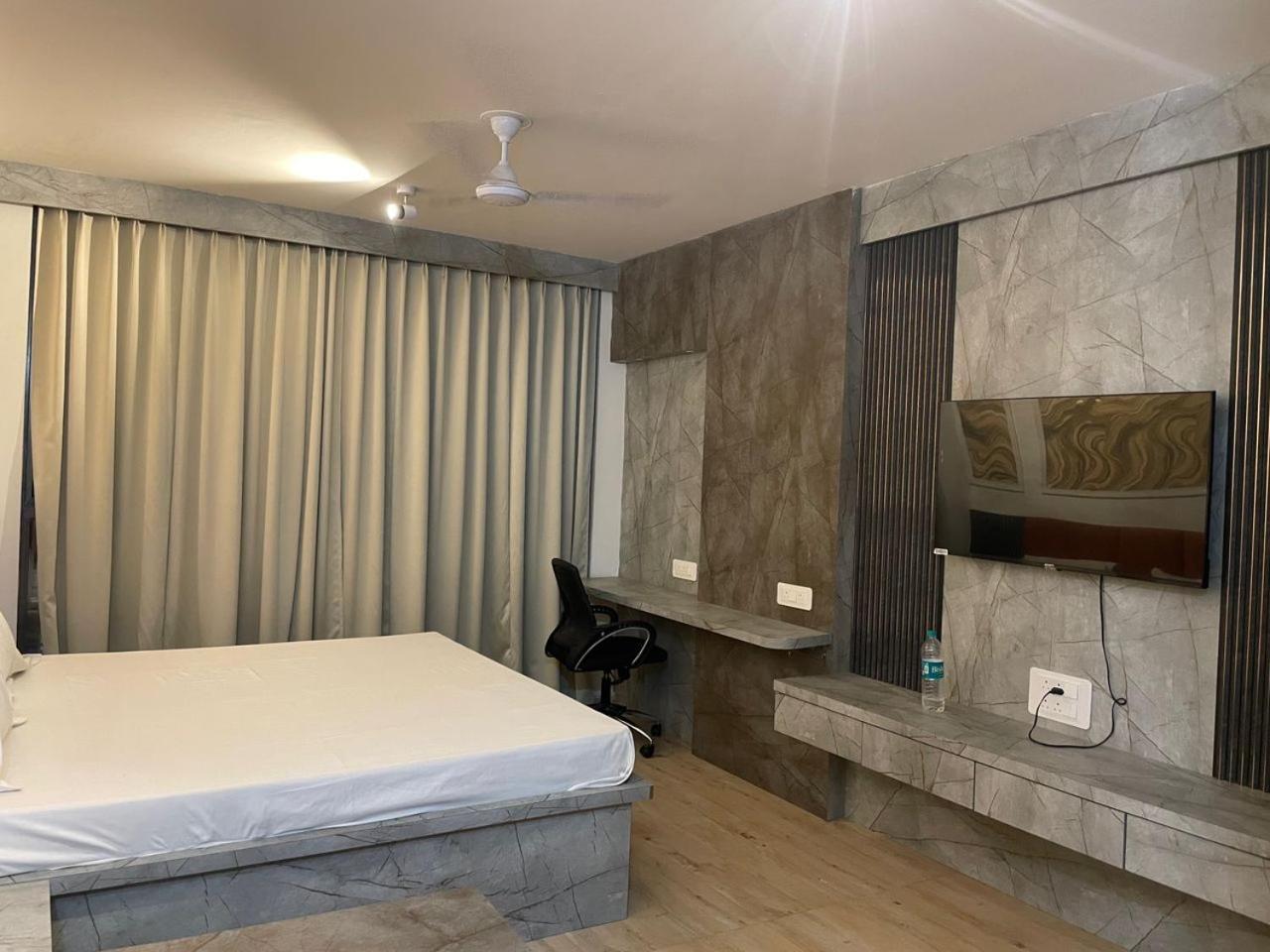 Upasana First Avenue *