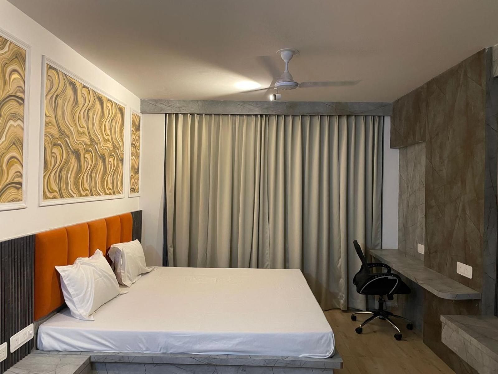 Apartment Upasana First Avenue *