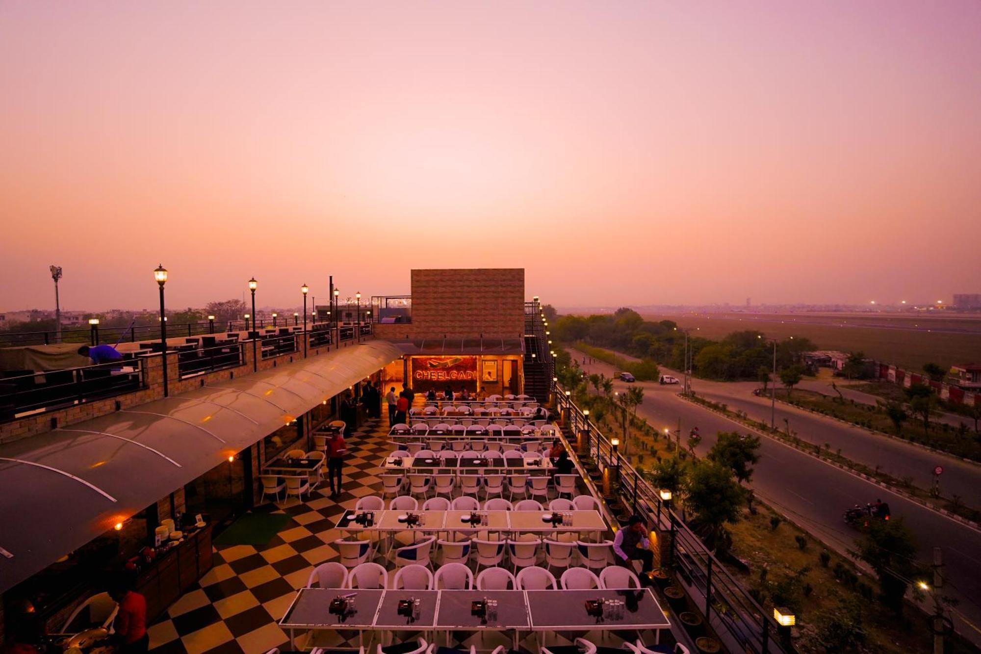 Hotel Cheelgadi Jaipur