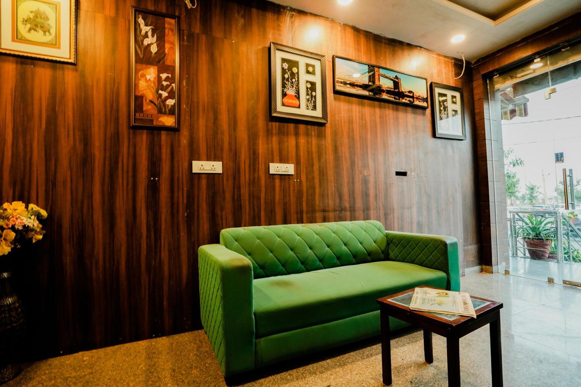 Cheelgadi Hotel