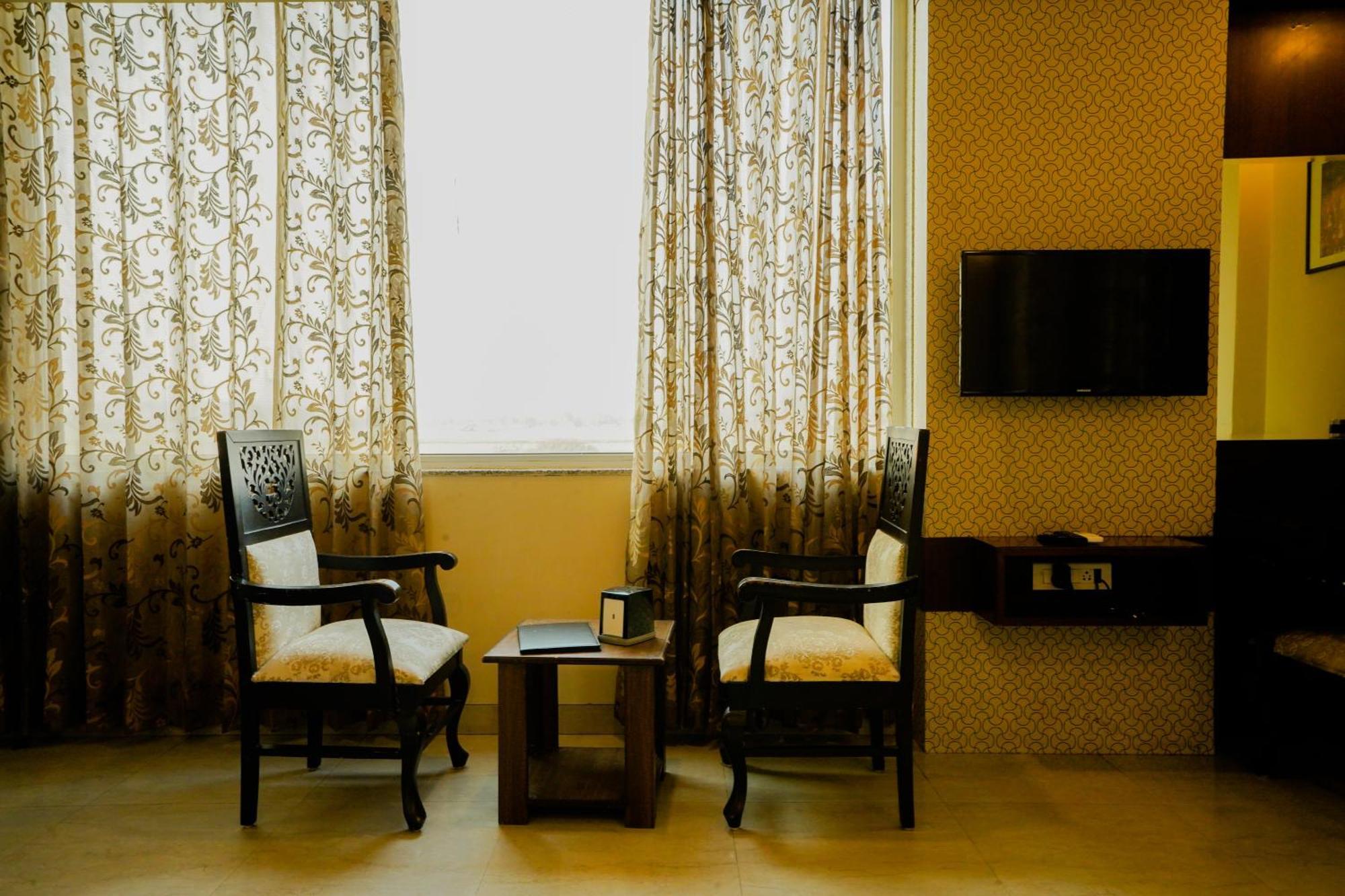 Cheelgadi Hotel