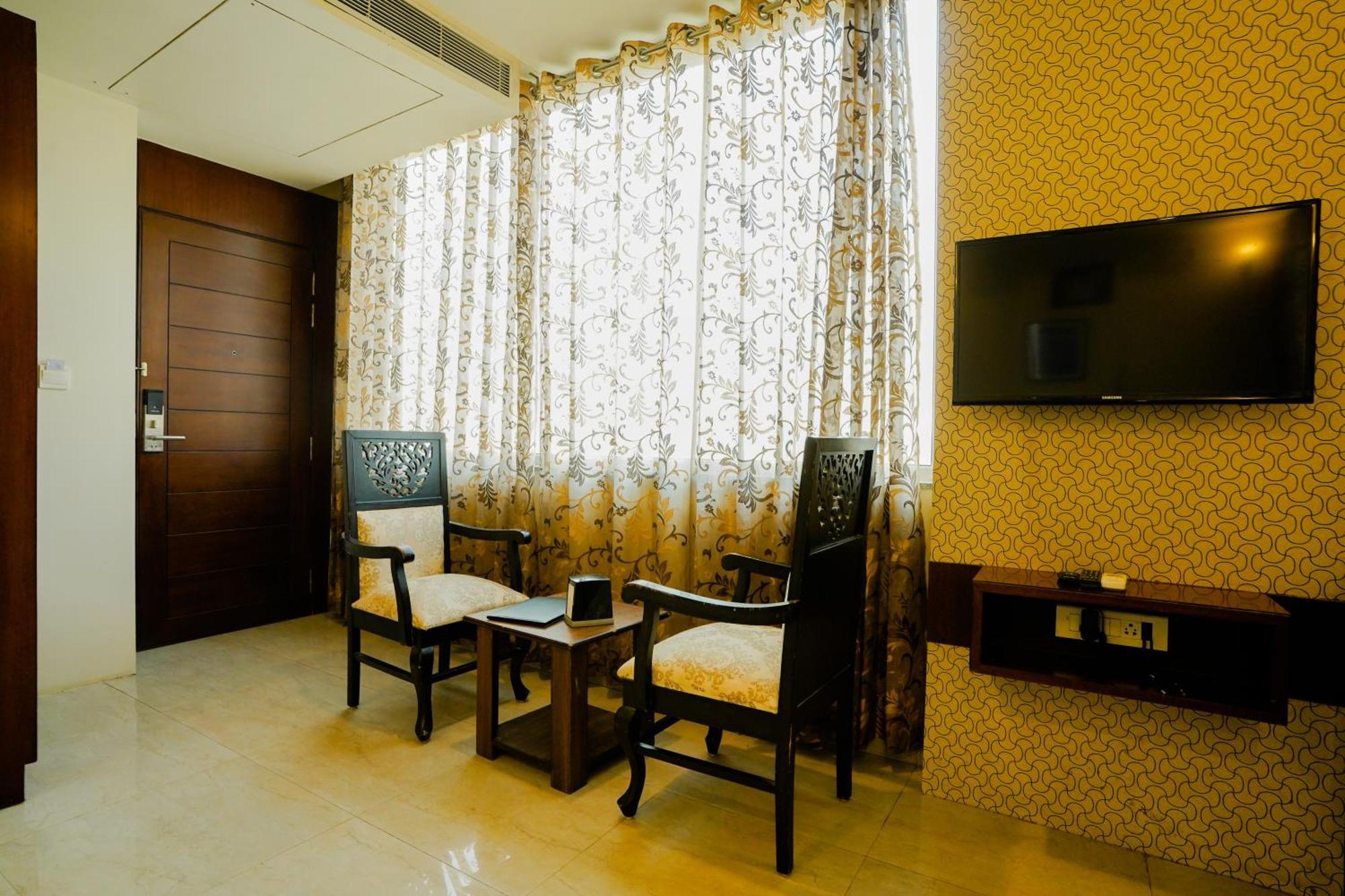 Cheelgadi Hotel