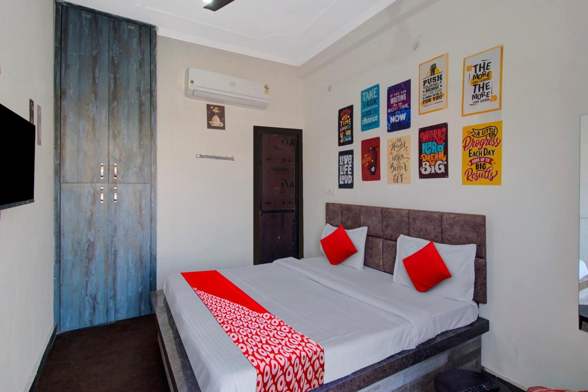 Hotel O Kanha